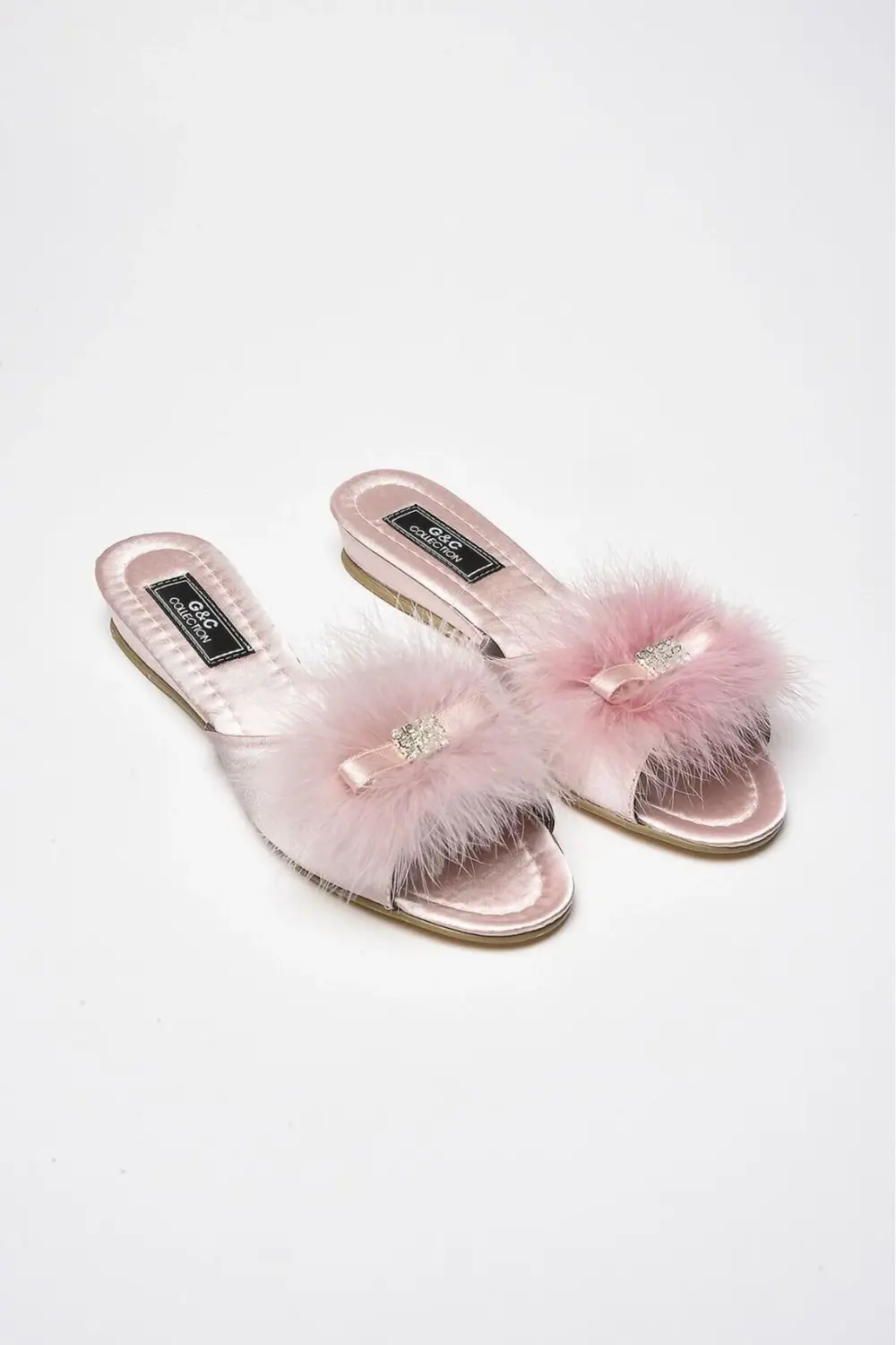 GC 171 Hediyelik ve Çeyizlik Taş ve Tüy Detaylı Alçak Feta Kadın