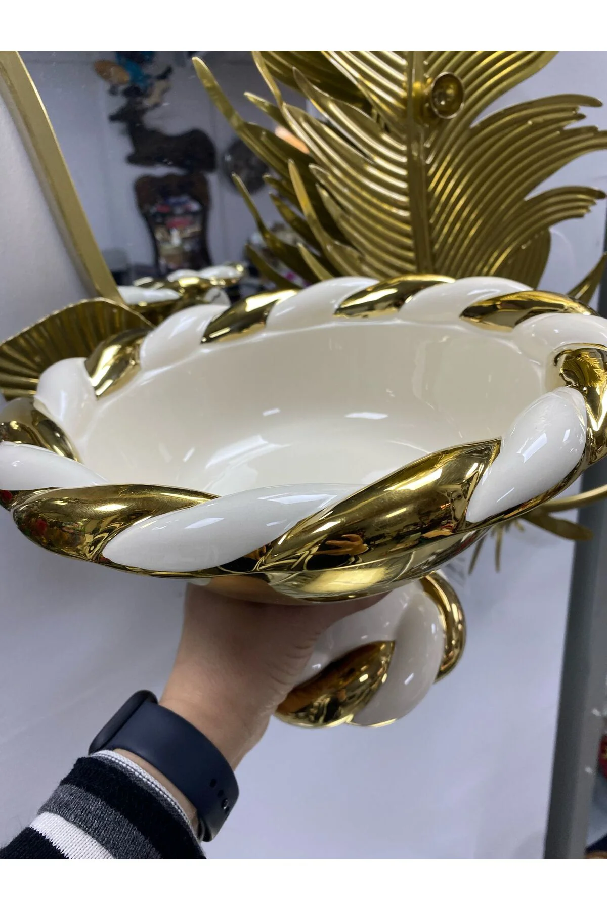 Gebo Gold Detaylı Derin Ayaklı Yuvarlak Kase 29*29*17,5
