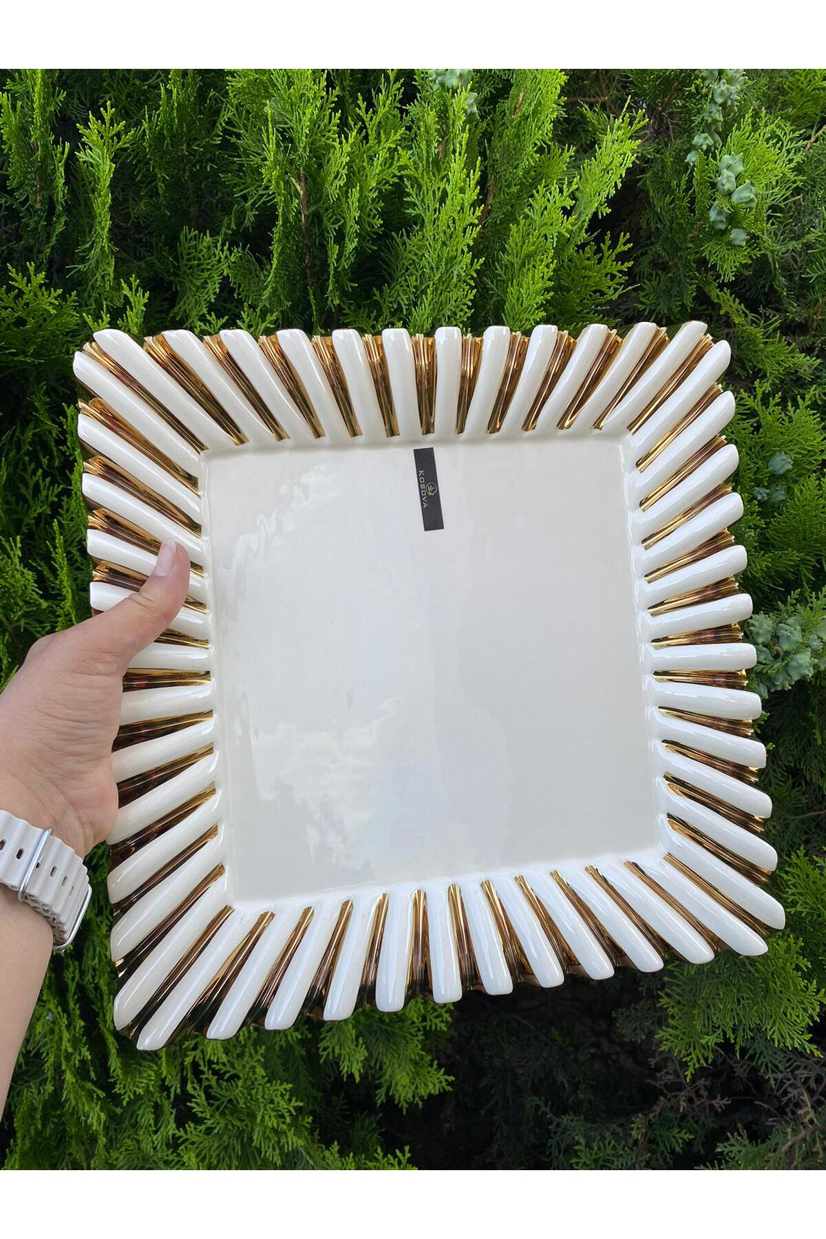 Elif Aksesuar Gebo Porselen Gold Detaylı Kare Servis Sunum Tabağı