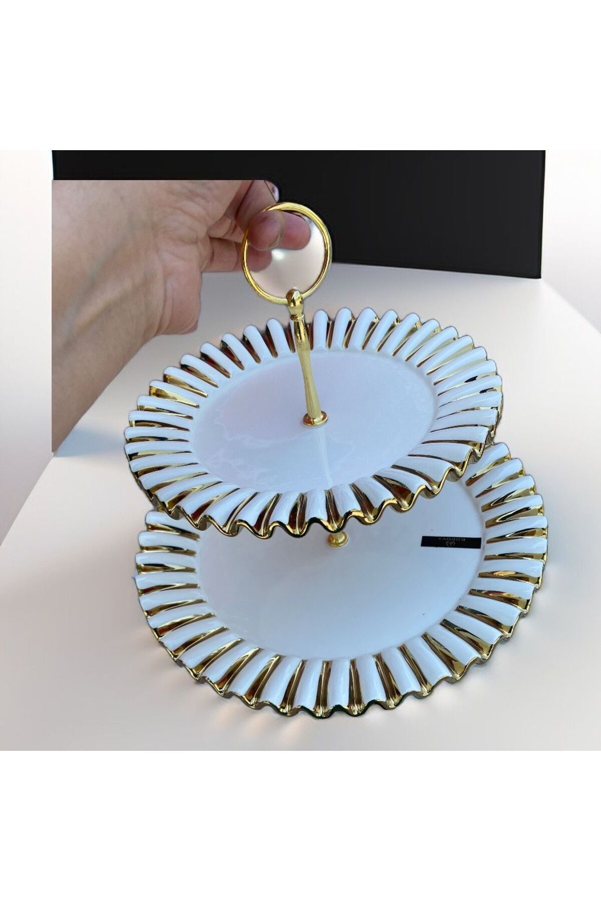 Elif Aksesuar Gebo Porselen Gold Detaylı 2 Katlı Servis Sunum Tabağı