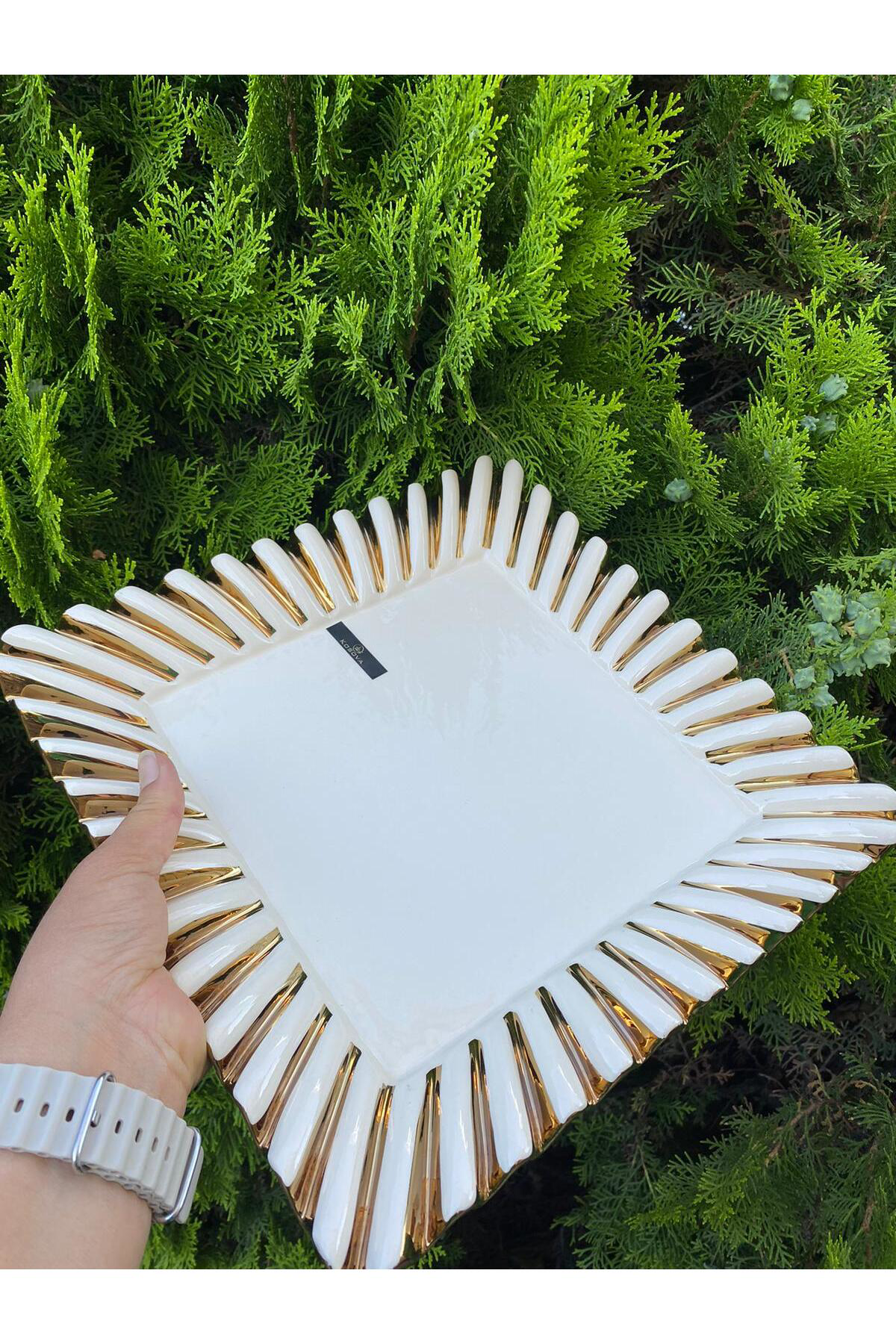 Elif Aksesuar Gebo Porselen Gold Detaylı Kare Servis Sunum Tabağı