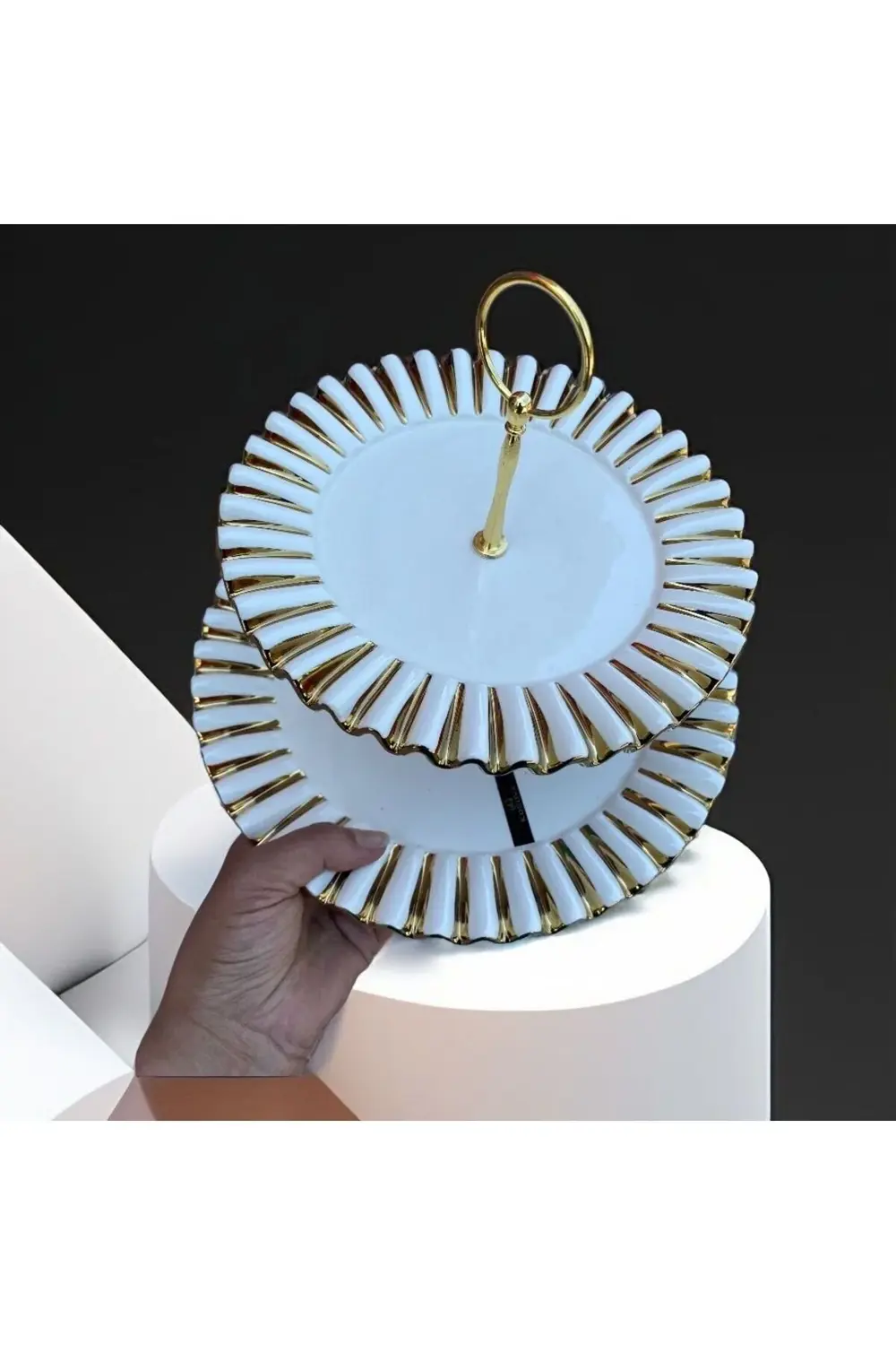 Gebo Porselen Gold Detaylı 2 Katlı Servis Sunum Tabağı