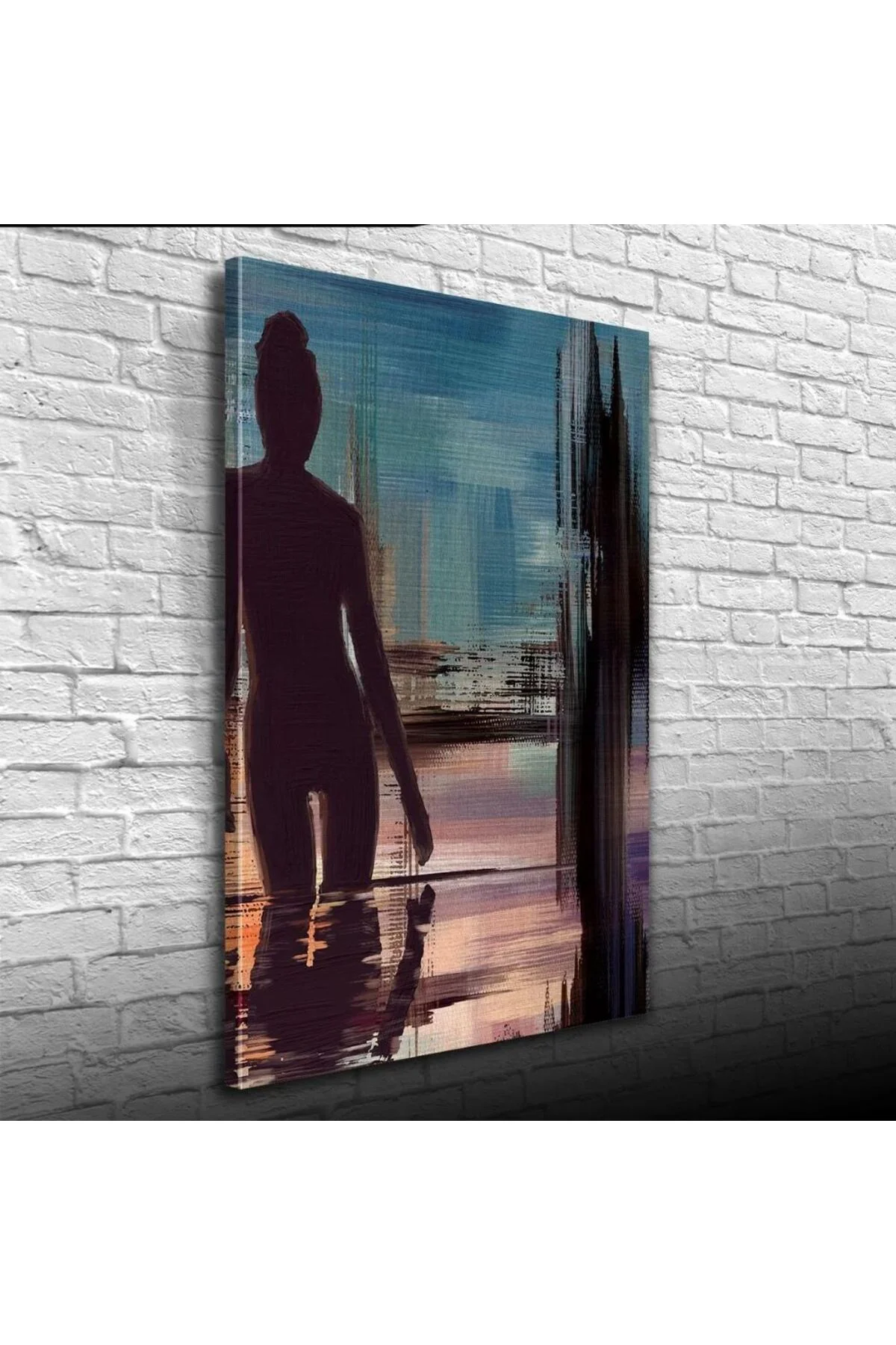 Gece Havuzdaki Kadın , Mavi Siyah Tonlarda Kanvas Tablo 50 x 70