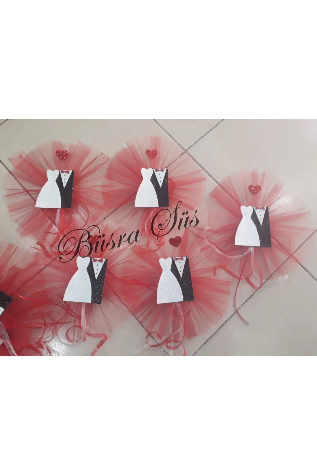 GELİN DAMATLI KALPLİ KIRMIZI KONVOY SÜSÜ 30 LU