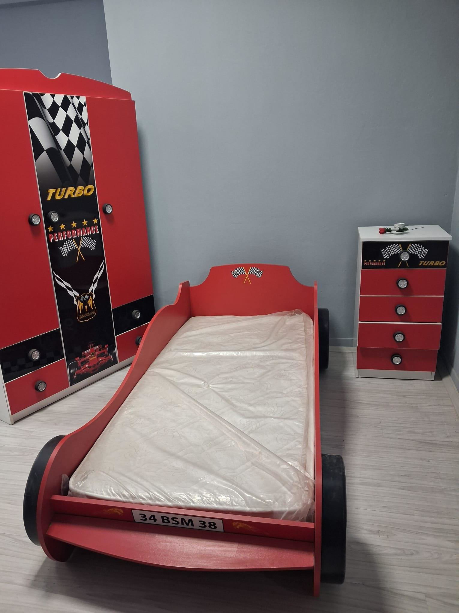 Genç Odası 90652 Formula Takım Dolap Karyola Şifonyer Yatak Demon