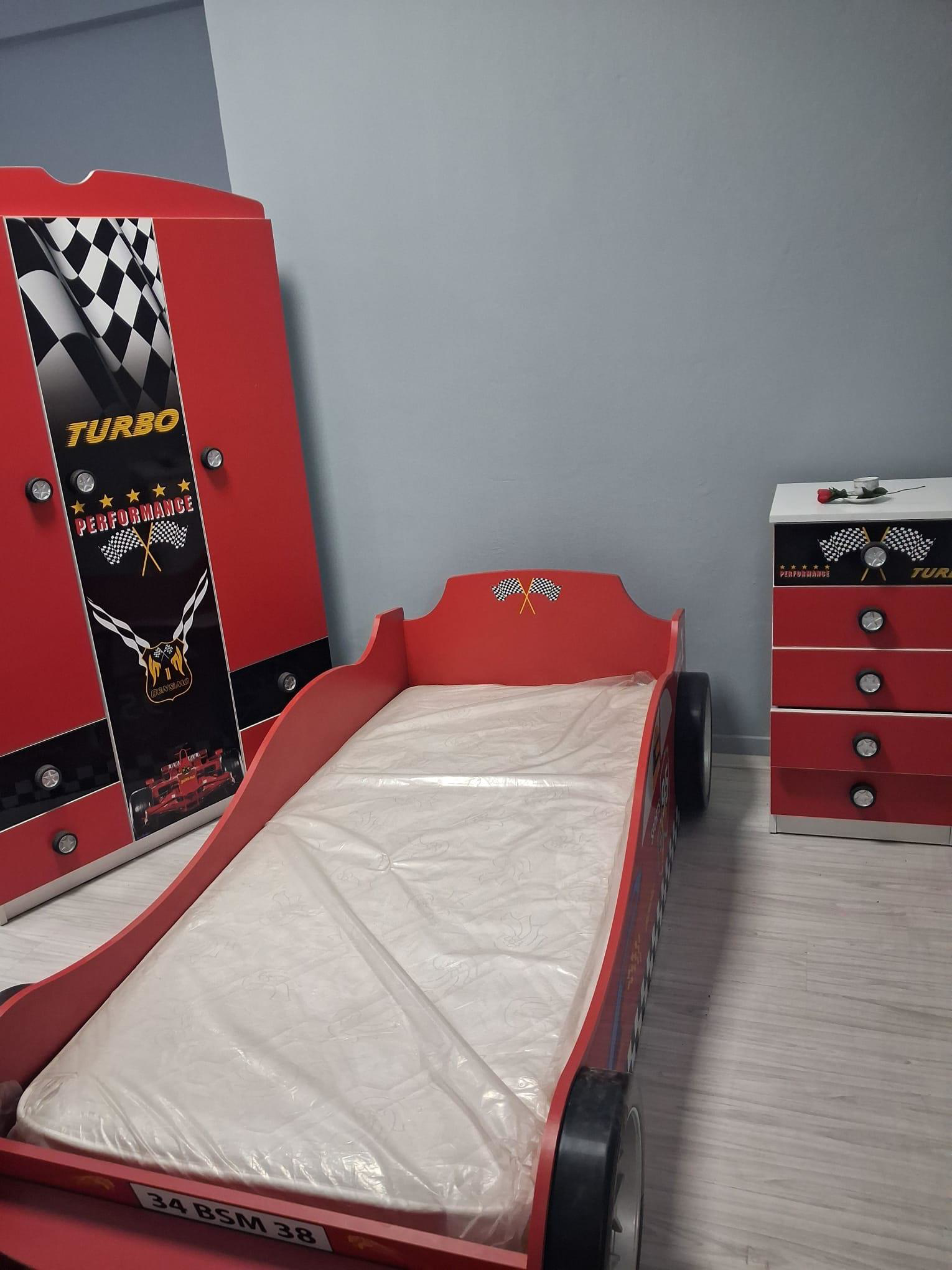 Genç Odası 90652 Formula Takım Dolap Karyola Şifonyer Yatak Demon