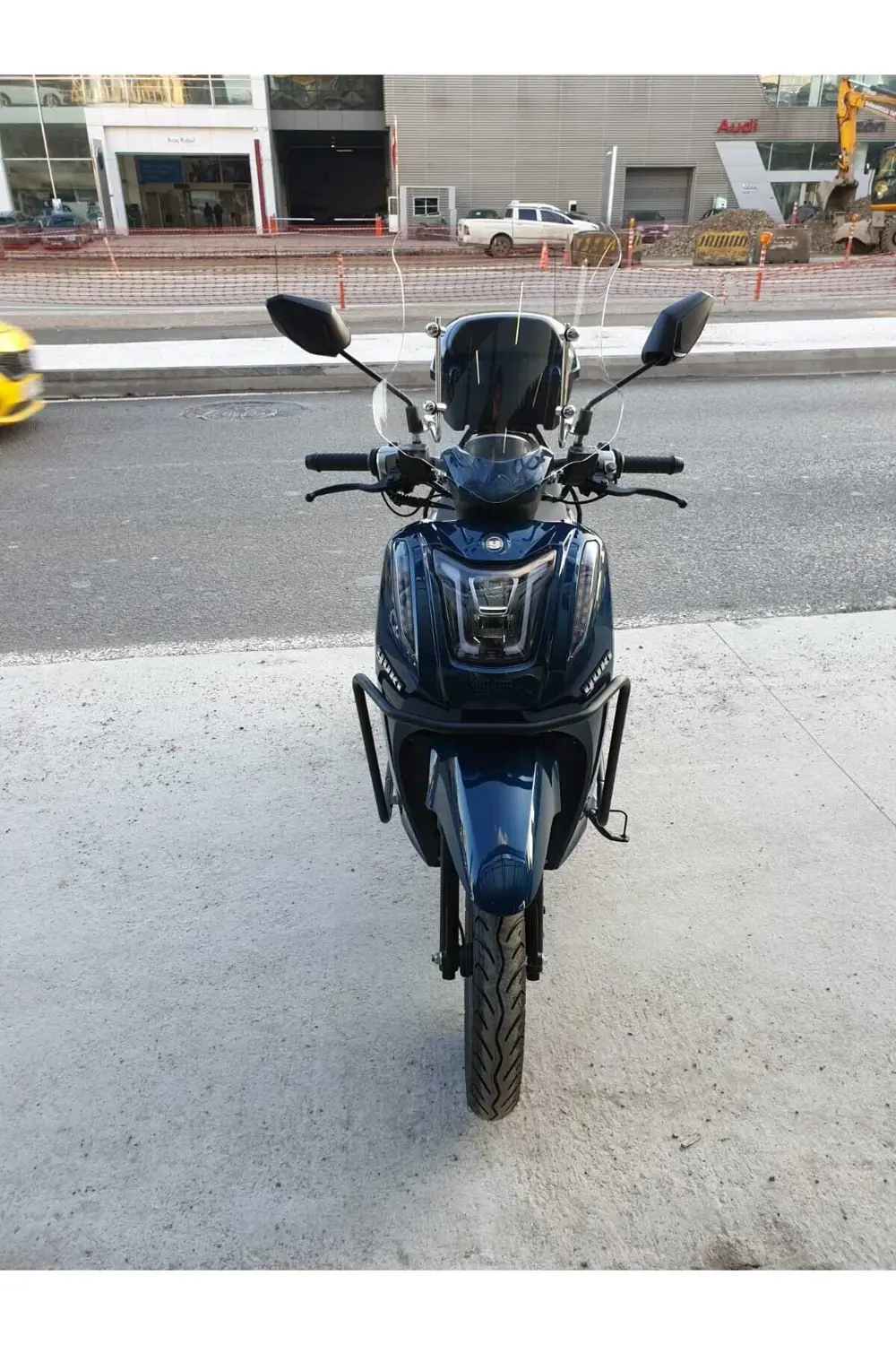 Gentle Ön Cam 2024 Model uyumlu 44cm Şeffaf Renkli 4mm APARATSIZD