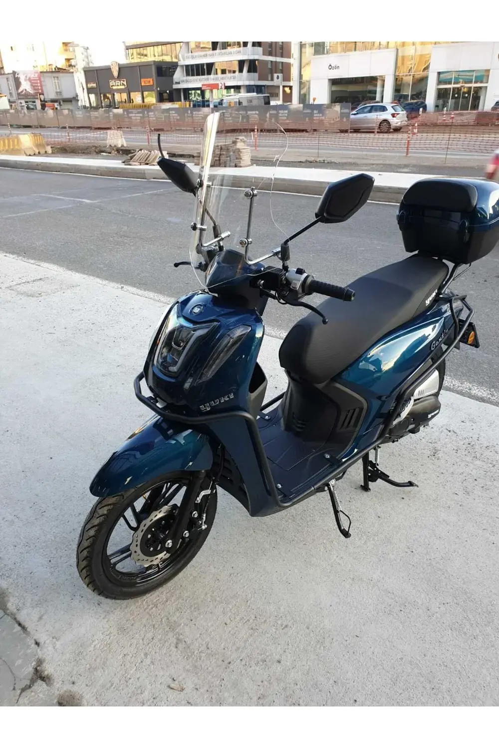 Gentle Ön Cam 2024 Model uyumlu 44cm Şeffaf Renkli 4mm APARATSIZD