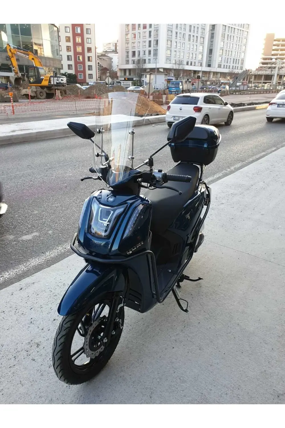 Gentle Ön Cam 2024 Model uyumlu 44cm Şeffaf Renkli 4mm APARATSIZD