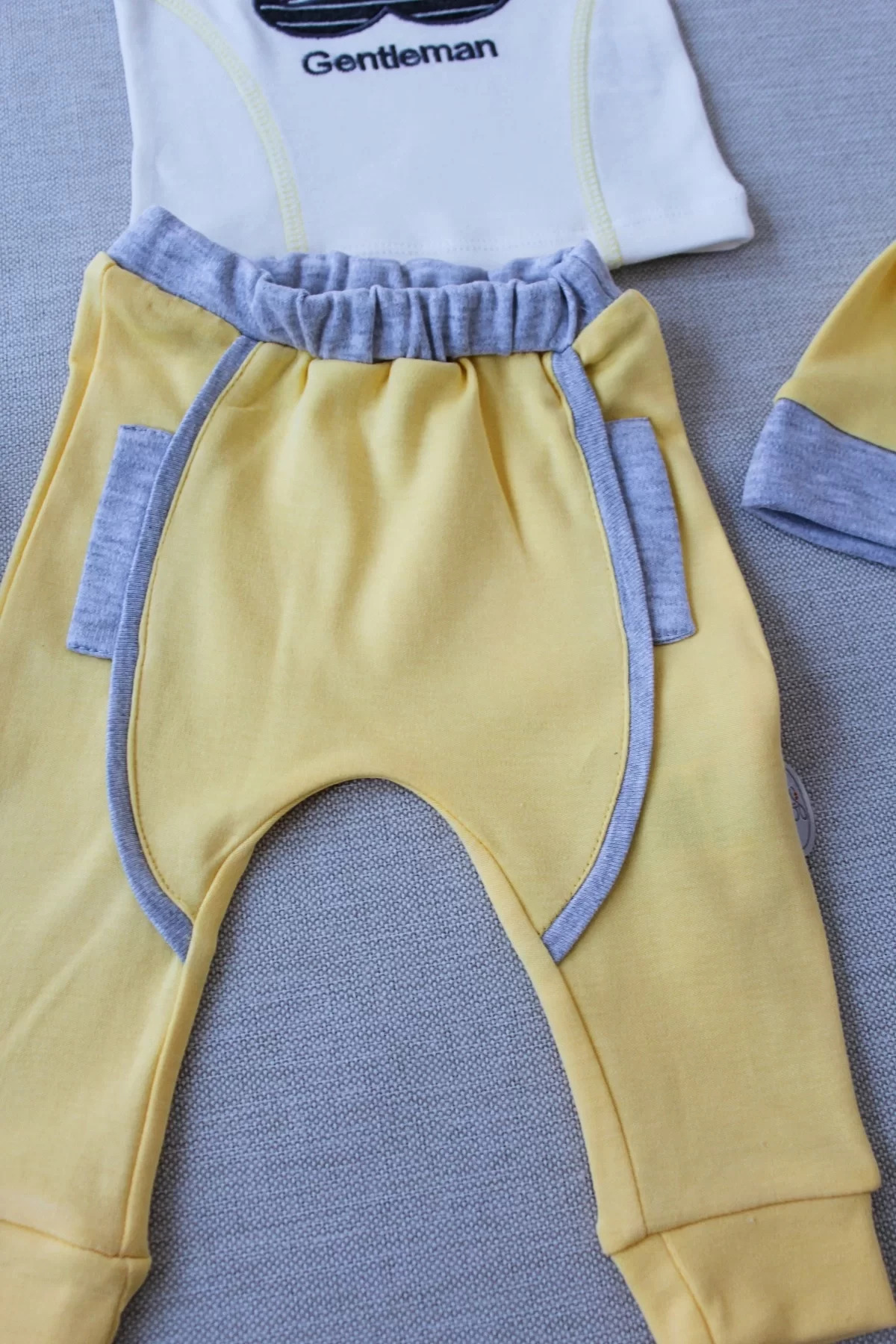 Zenwave Gentleman Erkek Nakışlı Şapkalı Uzun Kollu Sweat 3Lü Erkek Bebek