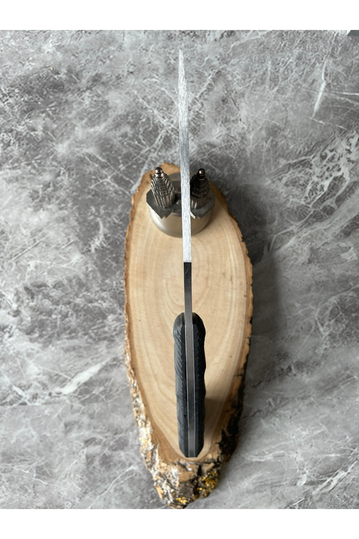 Geyik Desenli El Yapımı Siyah Kabzeli Kılıflı Kamp ve Av Bıçağı –