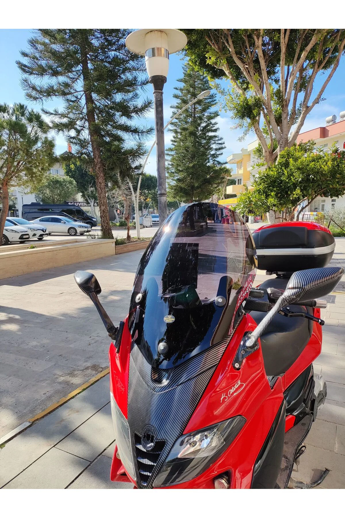 Gilera Nexus 500 Ön Cam 2004-2008 Model 58cm Siyah Renkli 4mm