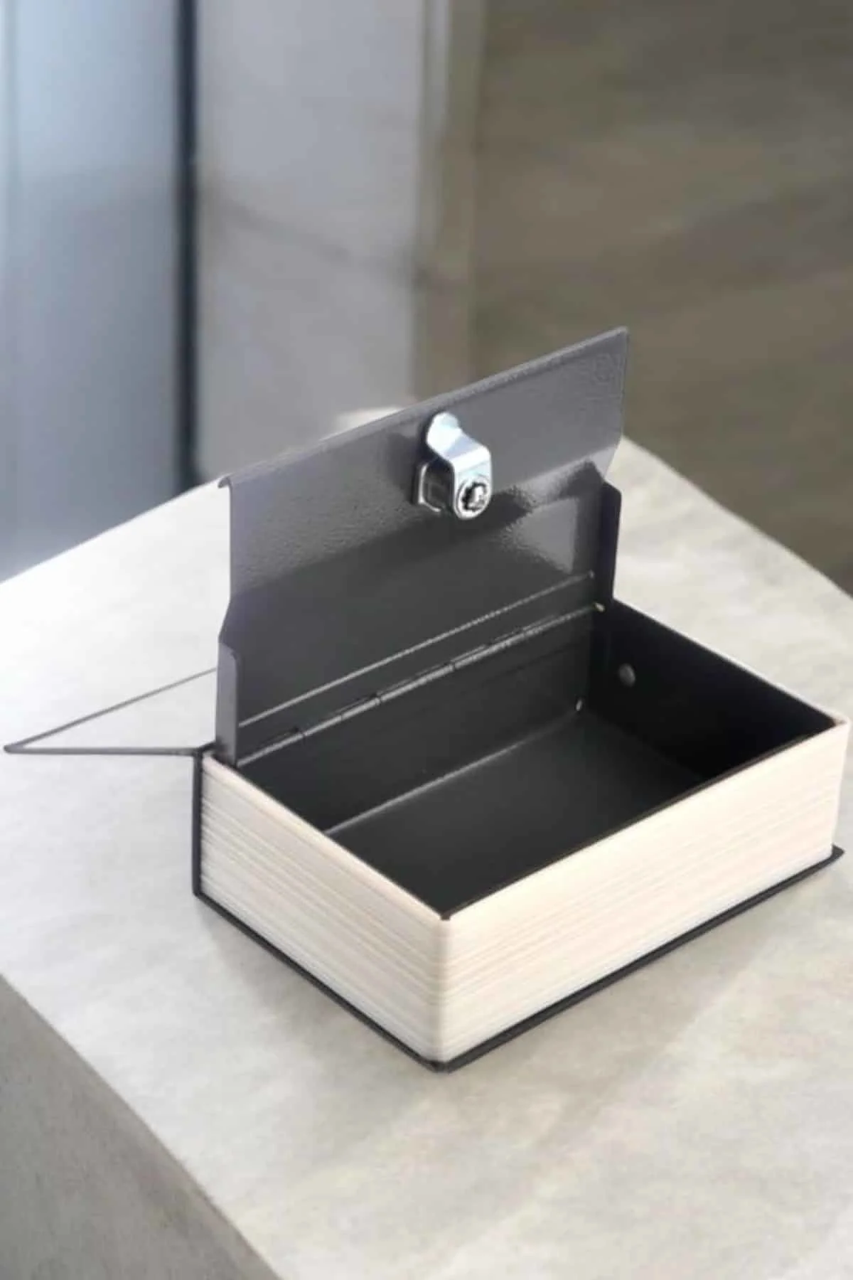 Gizli Kasa İngilizce Sözlüğü Kitap Görünümlü Anahtarlı Gizli Mini Çelik Kasa Kilitli Gizli Kasa İngilizce Sözlüğü Kitap Görünümlü Anahtarlı Gizli Mini Çelik Kasa Kilitli