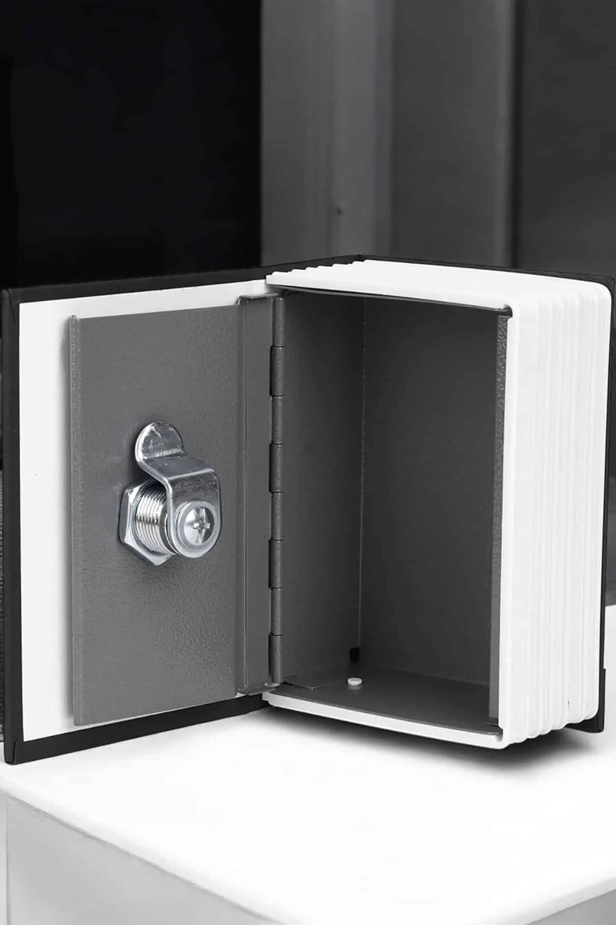 Gizli Kasa Kitap Görünümlü Anahtarlı Çelik Mini Kasa Fiyatı, Yorumları ve Özellikleri