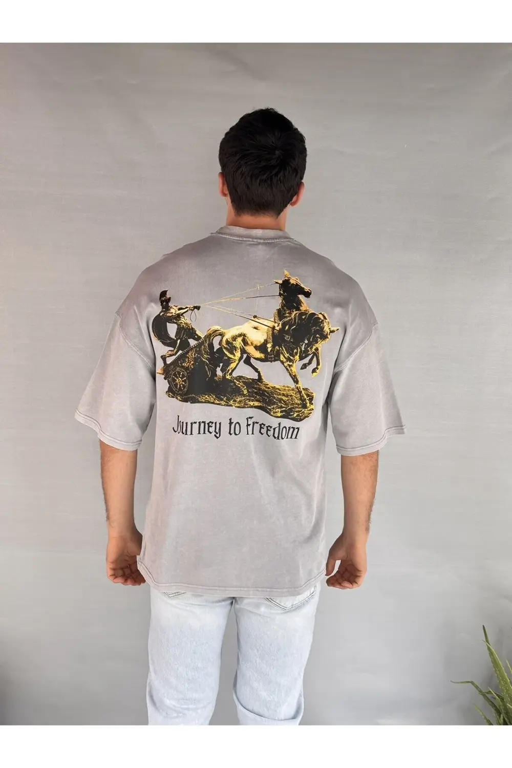 Gladyatör Yıkamalı T-shirt