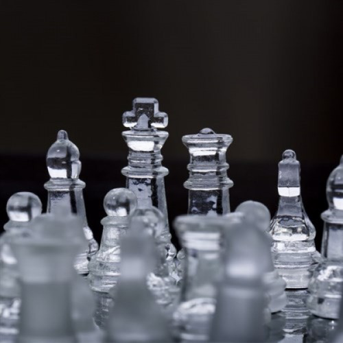 Glass Chess Cam Satranç Takımı (20 cm x 20 cm) Glass Chess Cam Satranç Takımı (20 cm x 20 cm)