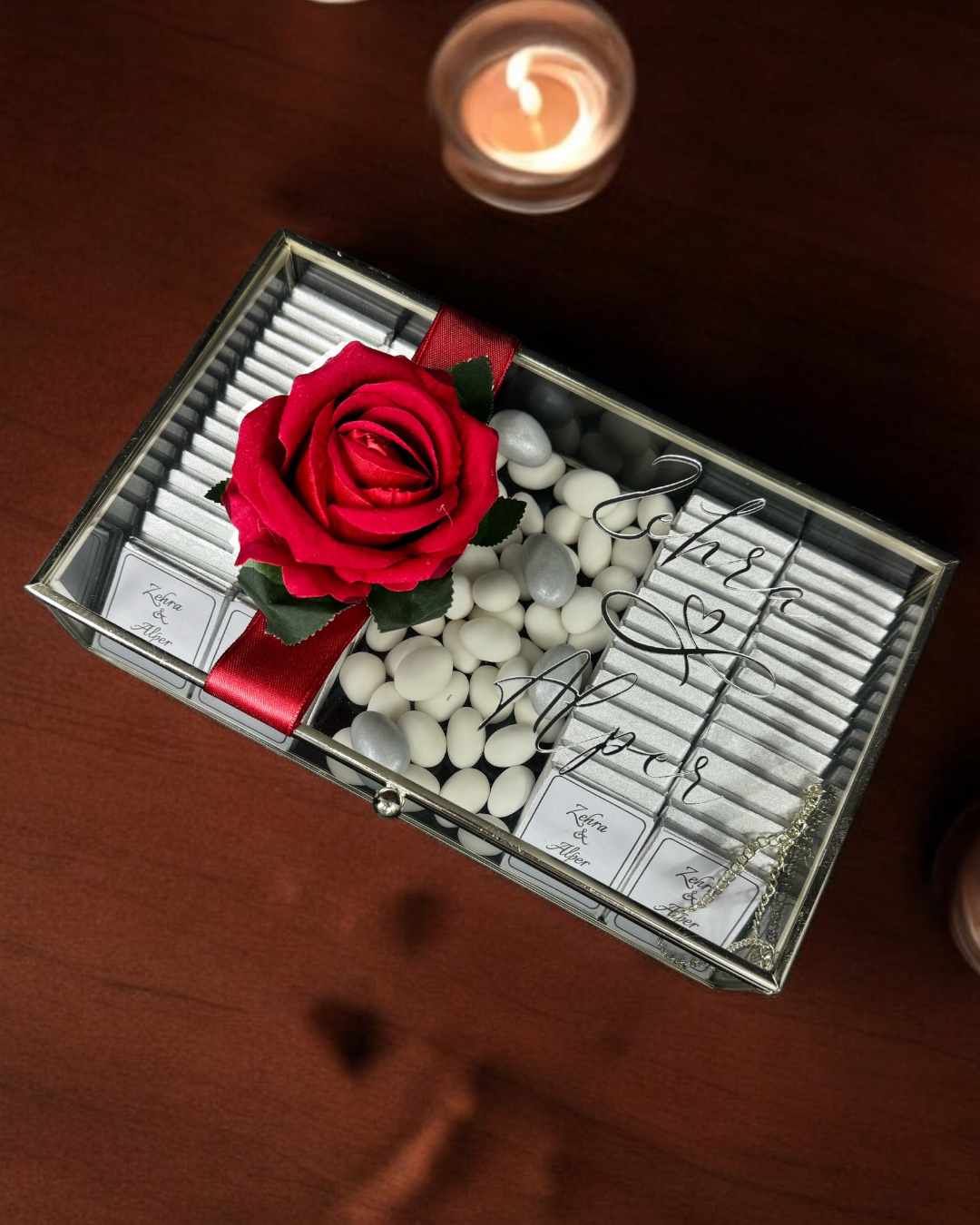 Cyzhome Glow Kız İsteme Çikolata Ve Kız İsteme Çiçeği Seti Cyzhome Glow Kız İsteme Çikolata Ve Kız İsteme Çiçeği Seti