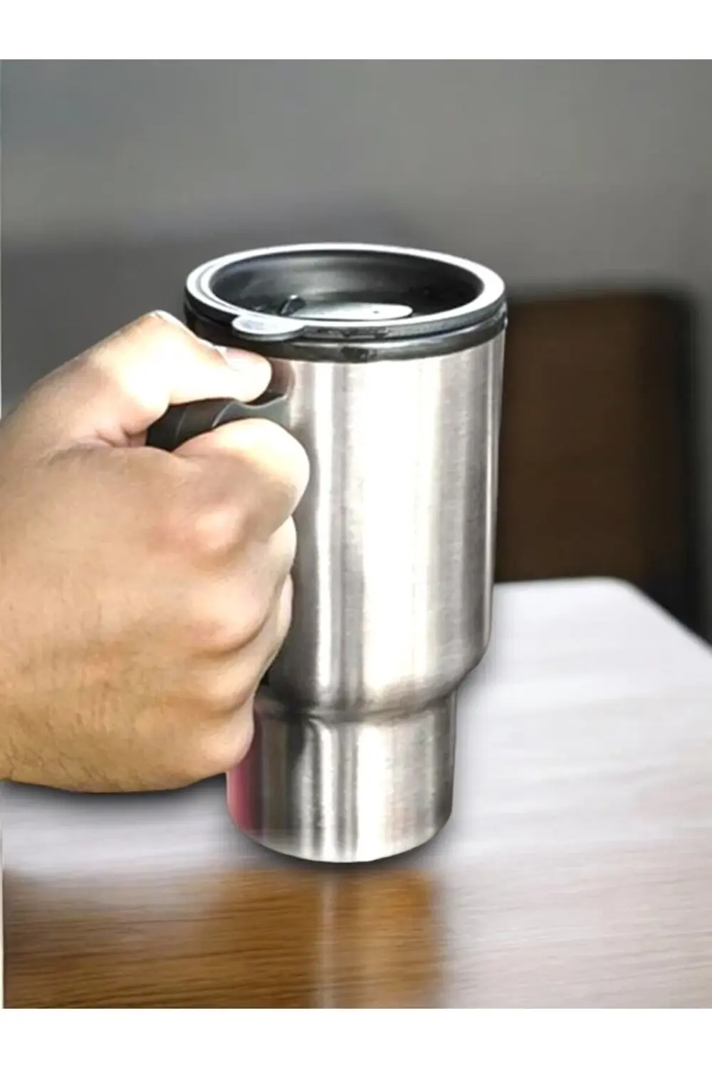 GMC Sierra – Çakmaklığa Takılan Isıtmalı Araç Termosu – Her Yudum