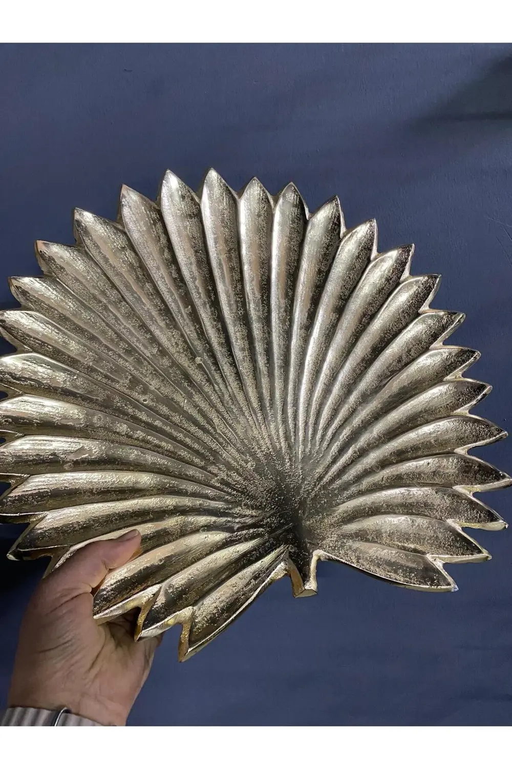 Gold Aliminyum Metal Yuvarlak Dekoratif Tabak