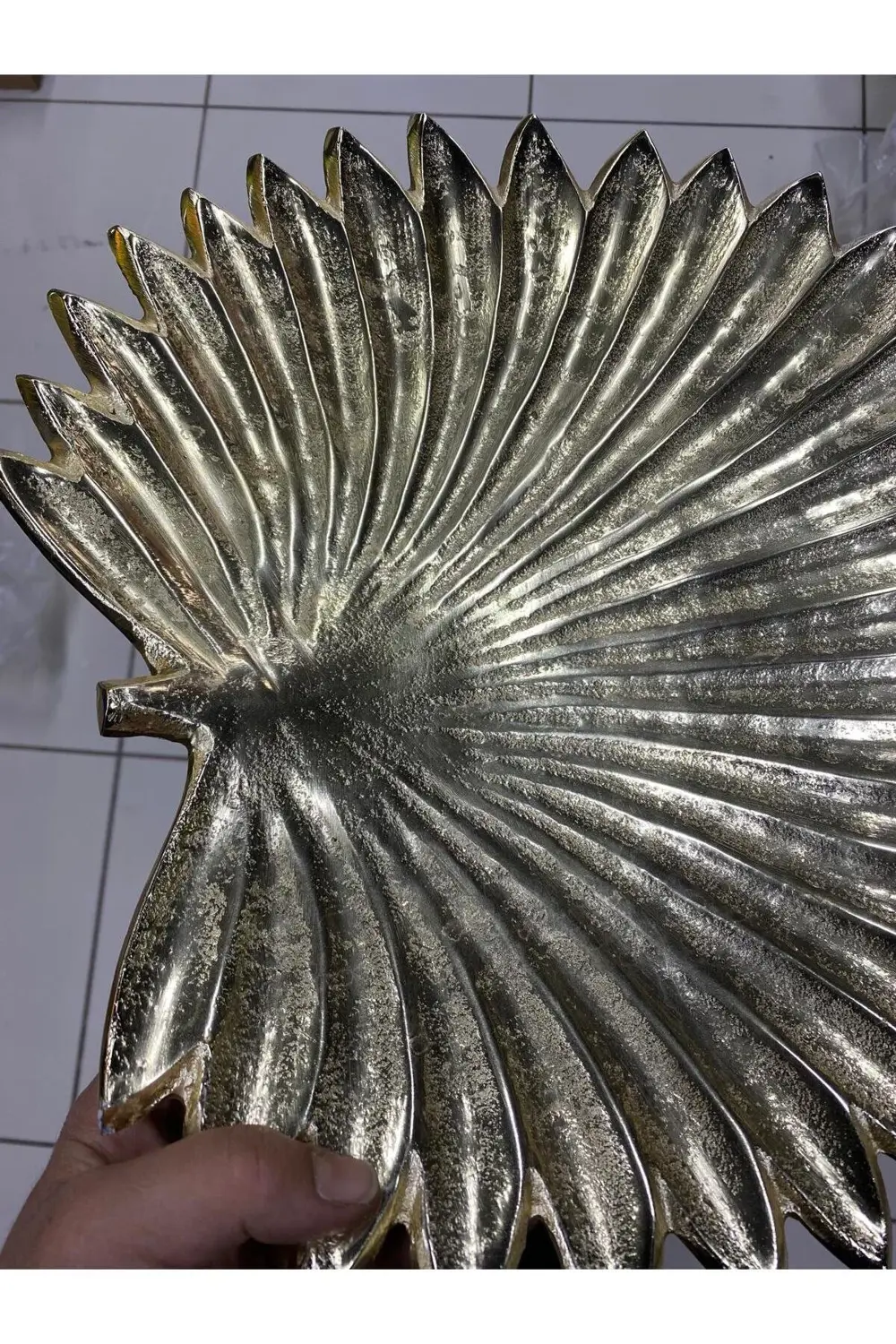 Gold Aliminyum Metal Yuvarlak Dekoratif Tabak