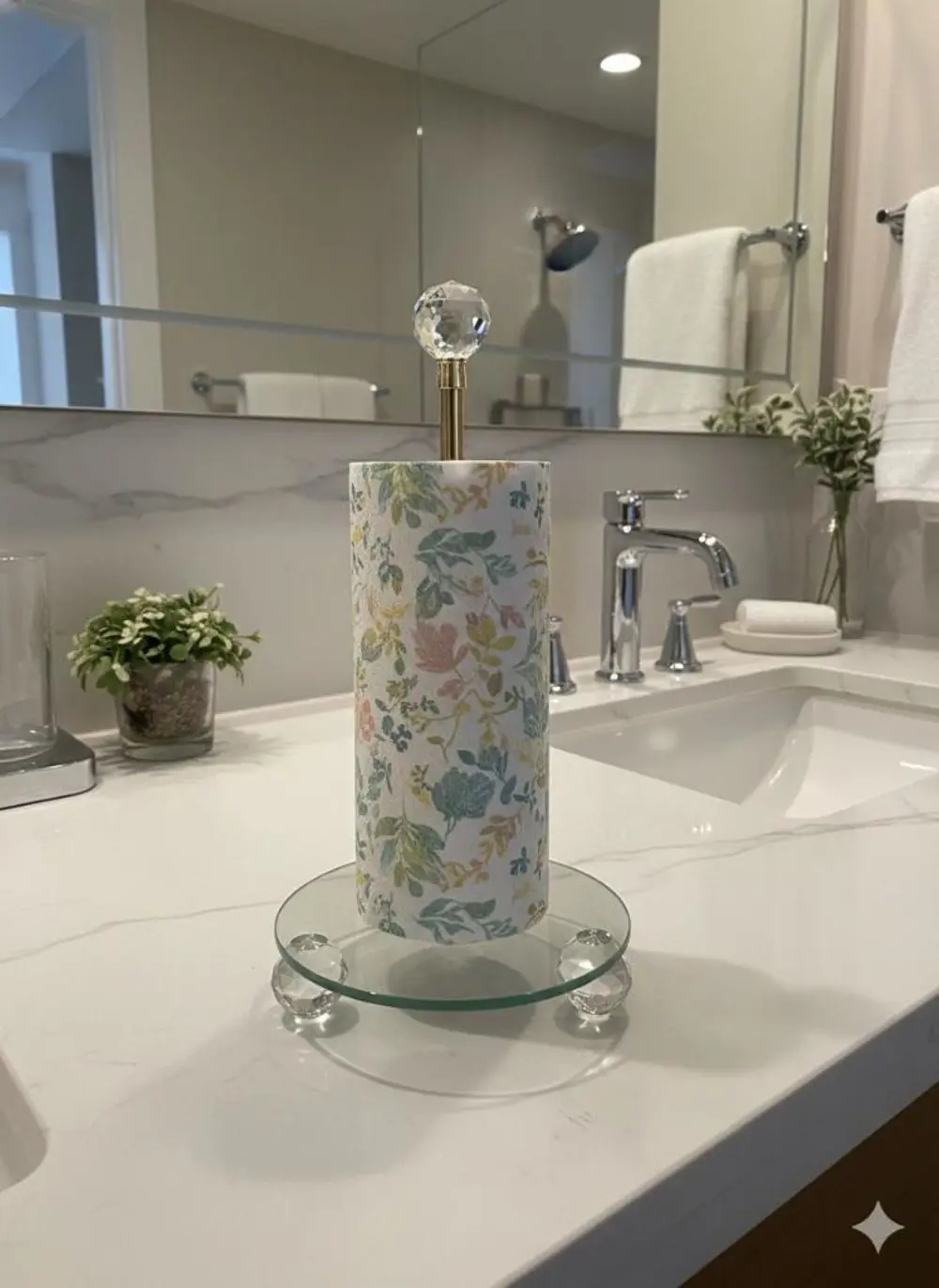 Gold Dekoratif Kristal Top Ayaklı Yuvarlak Cam Kağıt Havluluk,Peç