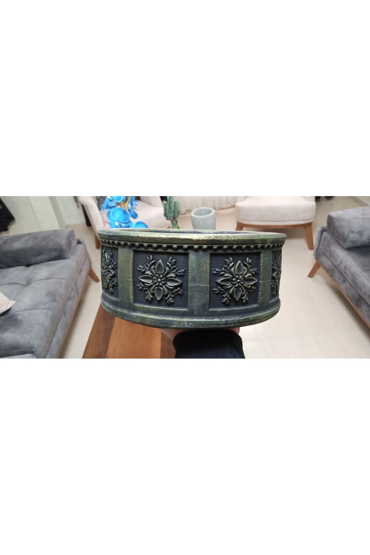Gold desenli eskitme beton saksı 23*10 cm suya karşı 50 yıl garan