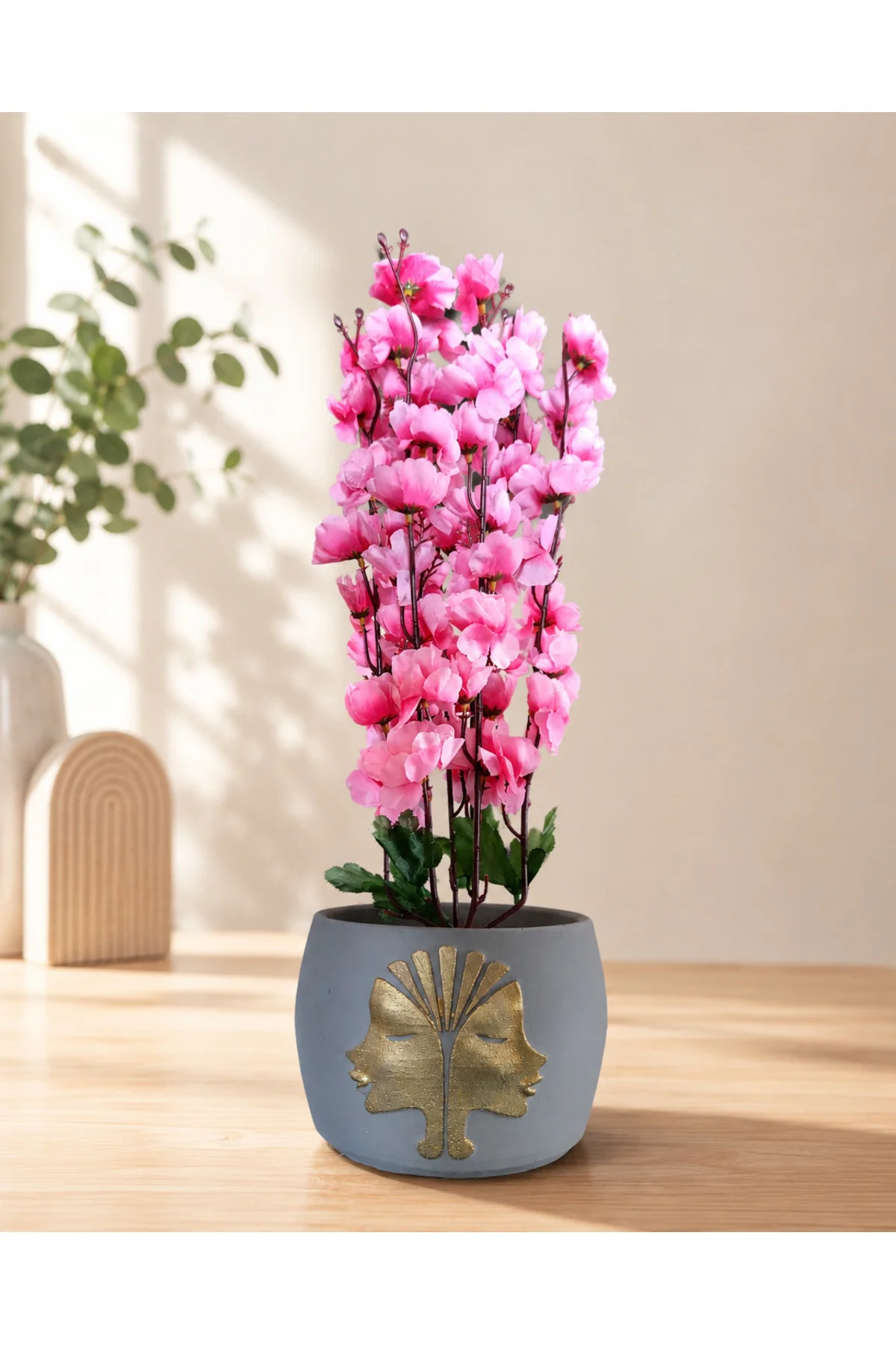 Gold Detaylı Dekoratif Saksıda Pembe Yapay Japon Kiraz Ağacı Çiçek Aranjmanı 45 Cm Salon Ofis Dekoru