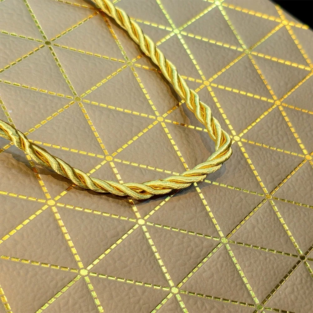 Gold Geometrik Desenli Mini Boy Karton Hediye Çantası