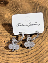 GOLD KAPLAMA ZİRKON TAŞ YONCA FİGÜR VİP SERİ KÜPE-VİPKÜ32 GOLD KAPLAMA ZİRKON TAŞ YONCA FİGÜR VİP SERİ KÜPE-VİPKÜ32