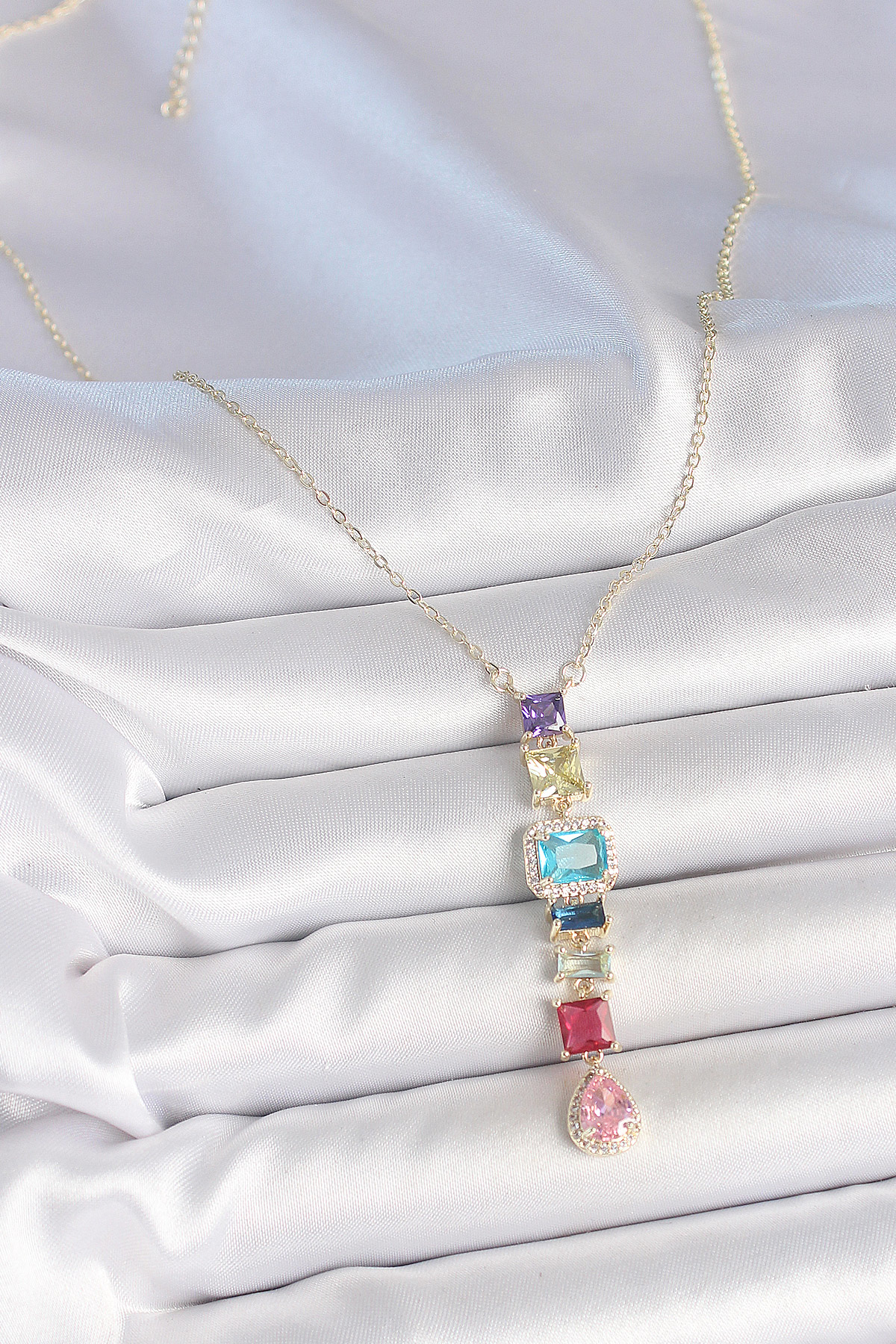 Gold Karışık Renk Zirkon Taşlı Y Pirinç Kolye - TJ-BKO10225