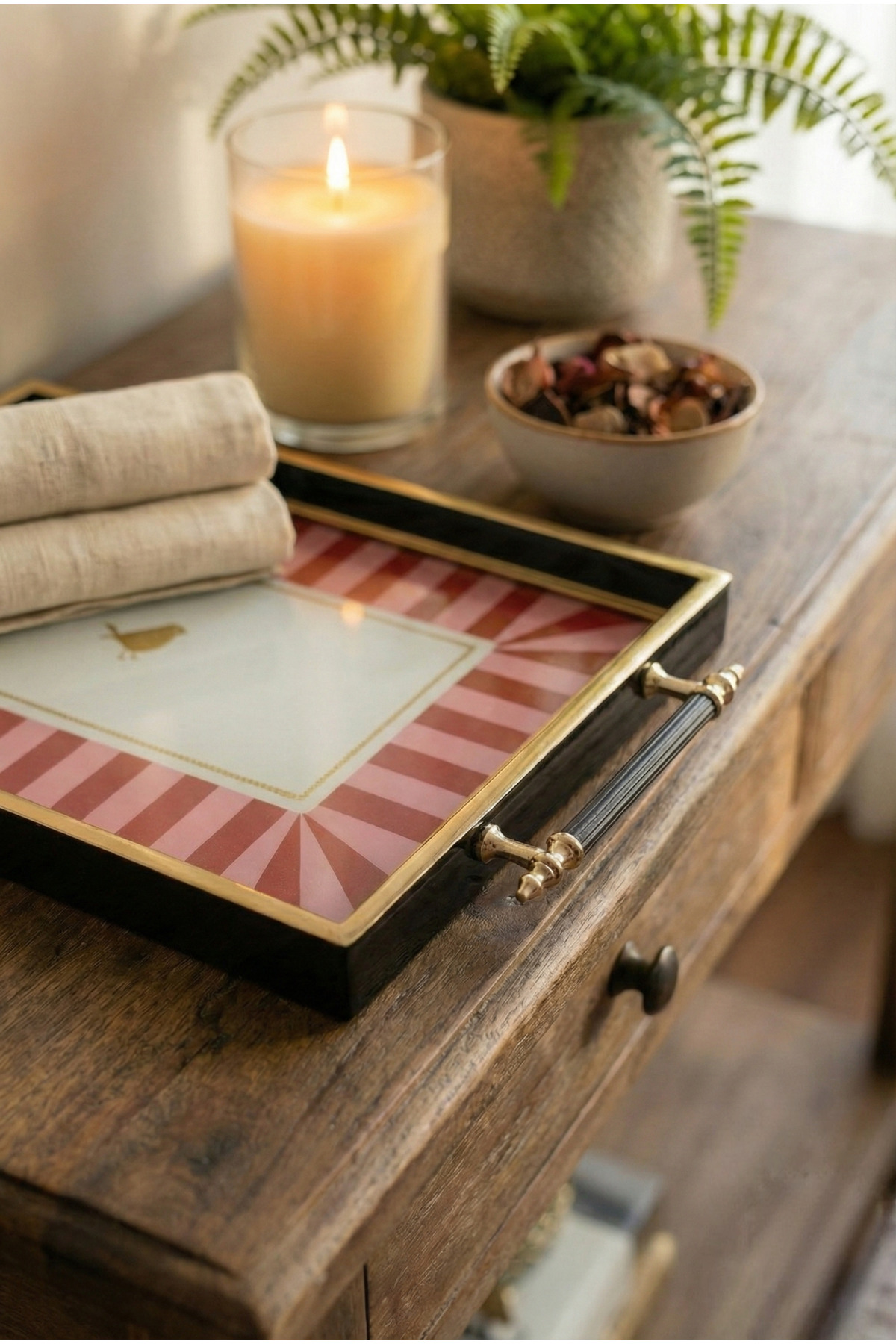 Gold Kuş Figürlü Cam Kahve Tepsisi - 42x27 cm Modern Dekoratif Sunum Tepsisi Gold Kuş Figürlü Cam Kahve Tepsisi - 42x27 cm Modern Dekoratif Sunum Tepsisi
