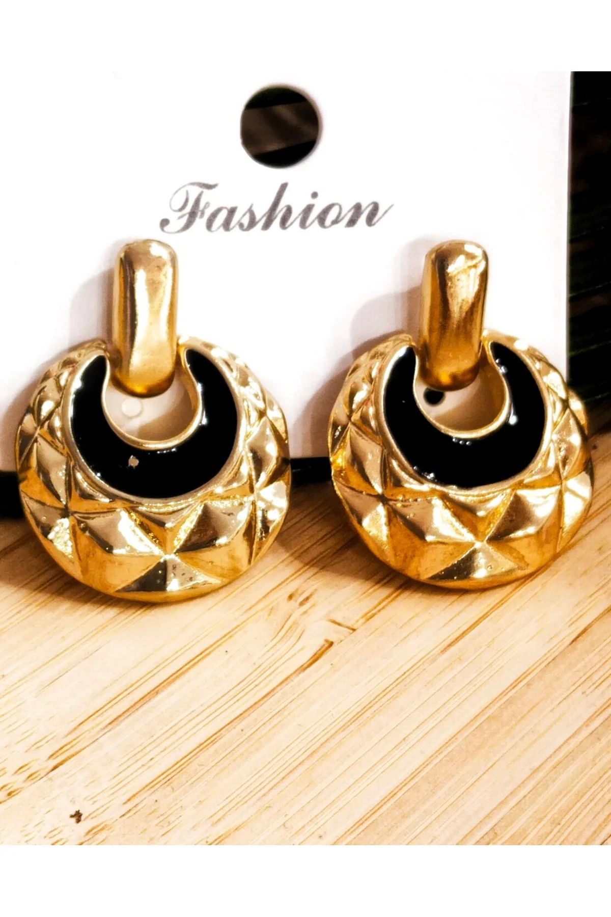 Gold Lüks Figürlü Gösterişli Küpe