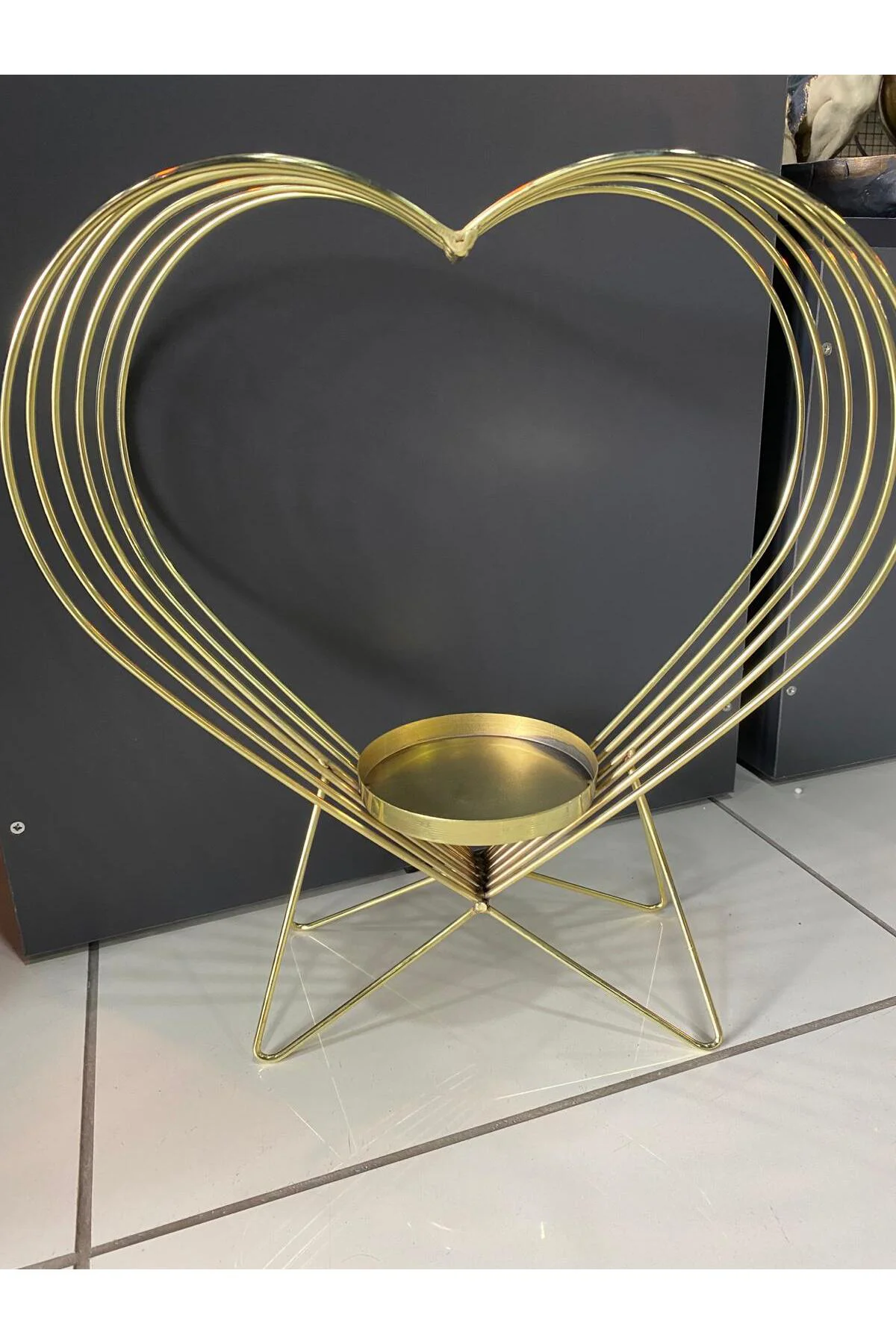 Gold Metal Dekoratif Kalp Mumluk