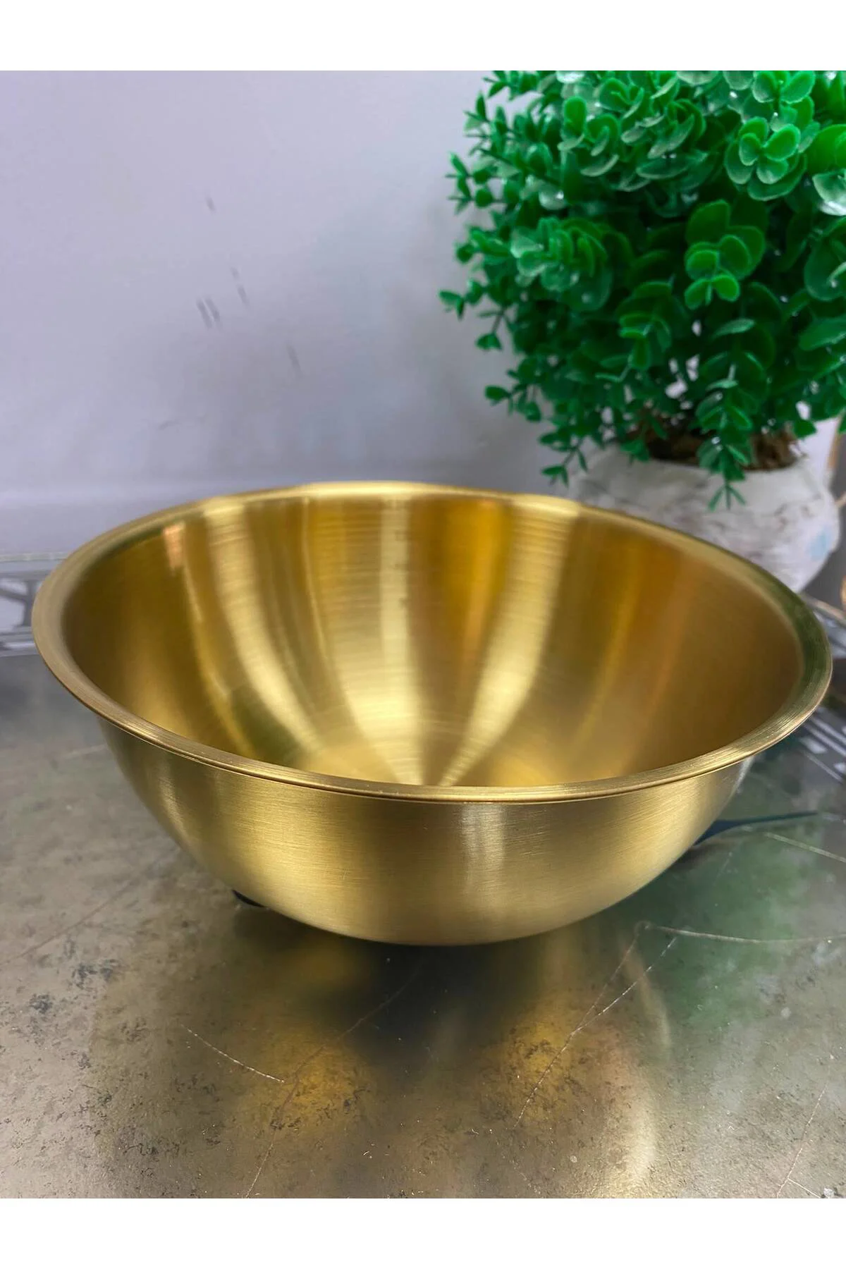 Gold Metal Paslanmaz Çelik Derin Çukur Kase Ölçekli 1400 ml Gold Metal Paslanmaz Çelik Derin Çukur Kase Ölçekli 1400 ml