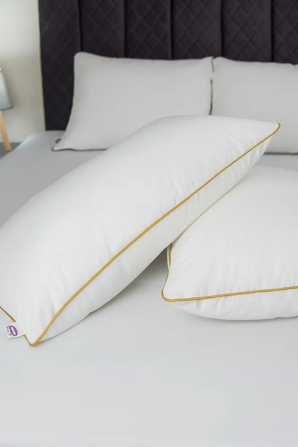 Gold Rengi Biyeli Nanojel Yastık 1100 gram 50x70 cm 1 adet, Lüks