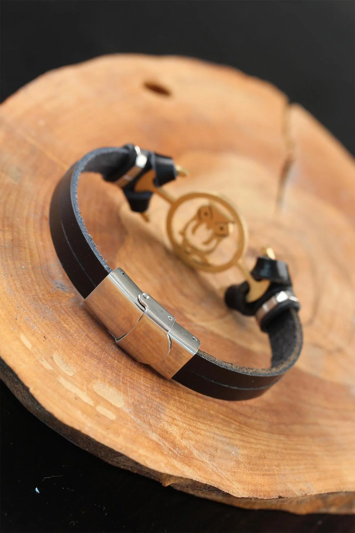 Gold Renk Baykuşlu Metal Aksesuarlı Siyah Renk Deri Erkek Bilekli