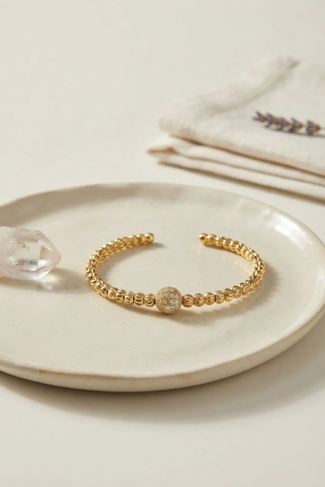 Gold Renk Dorika Model Zirkon Taşlı Kadın Bileklik Fiyatı, Yorumları ve Özellikleri