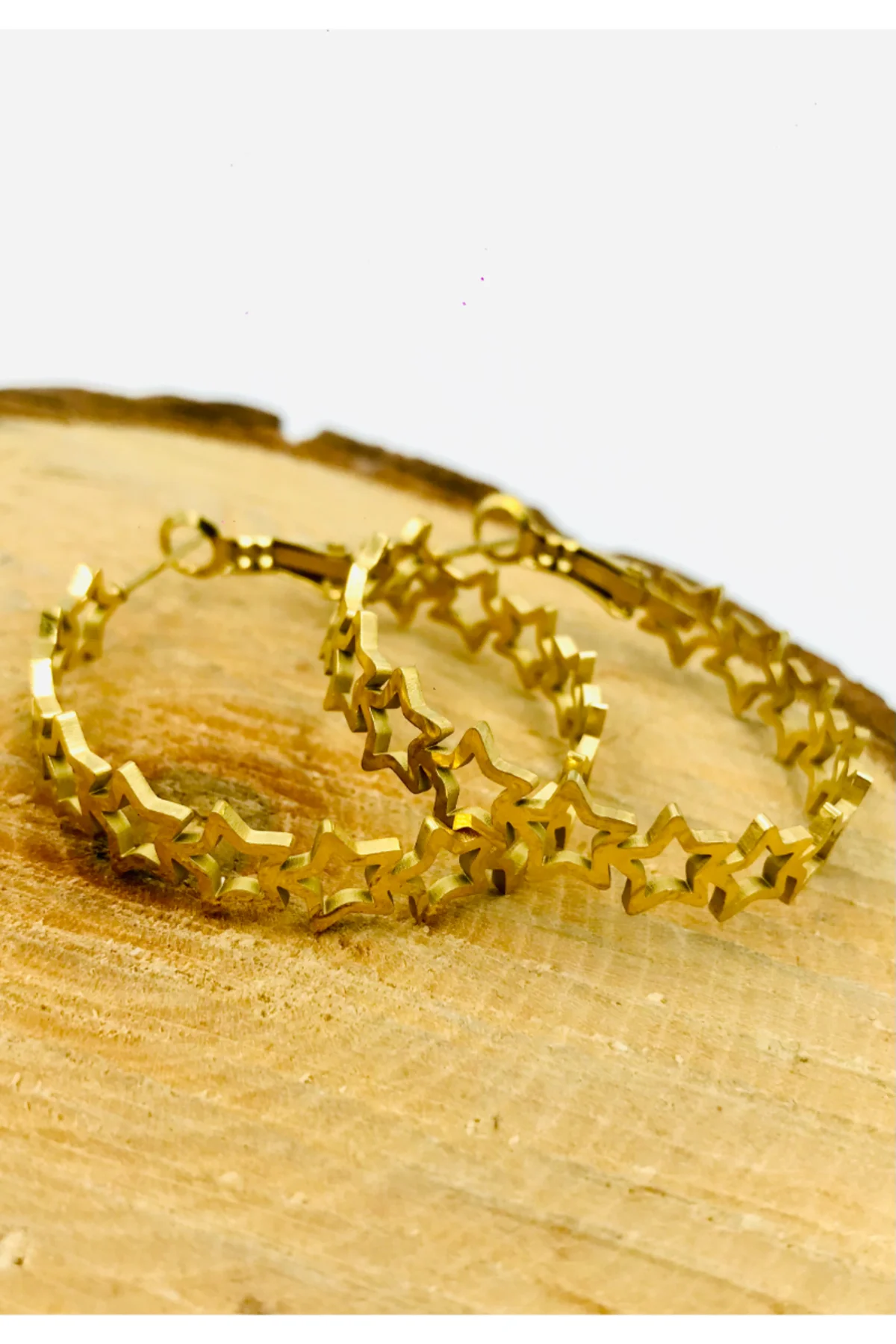 Gold Renk Figürlü Çelik  Küpe
