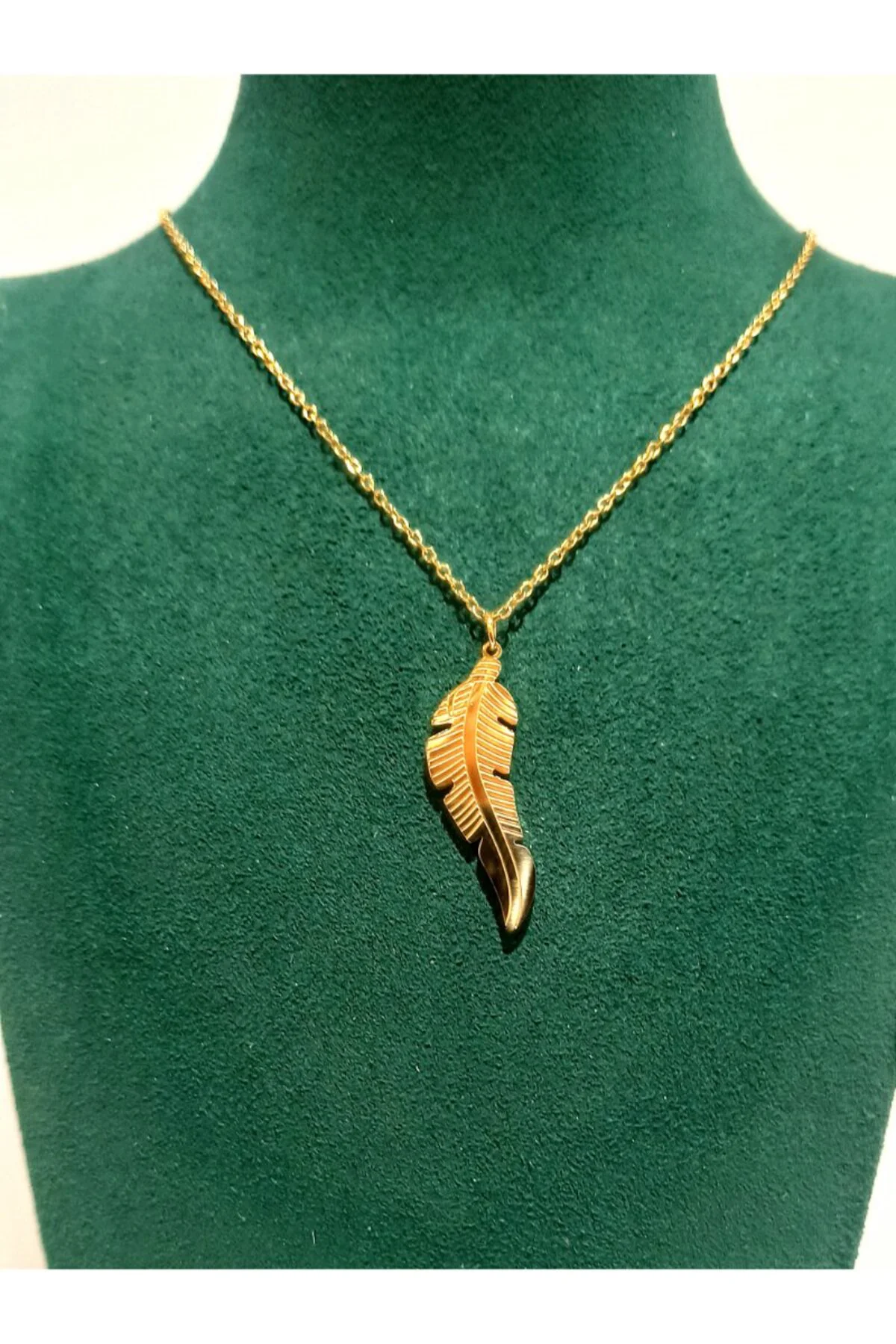 Gold Renk Lüks Figürlü Gösterişli Kolye
