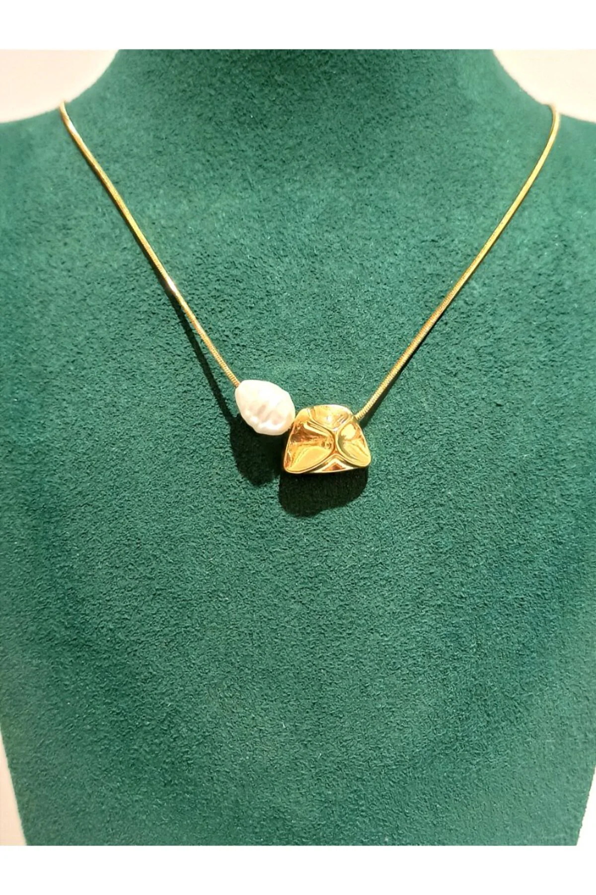 Gold Renk Lüks Figürlü Gösterişli Kolye