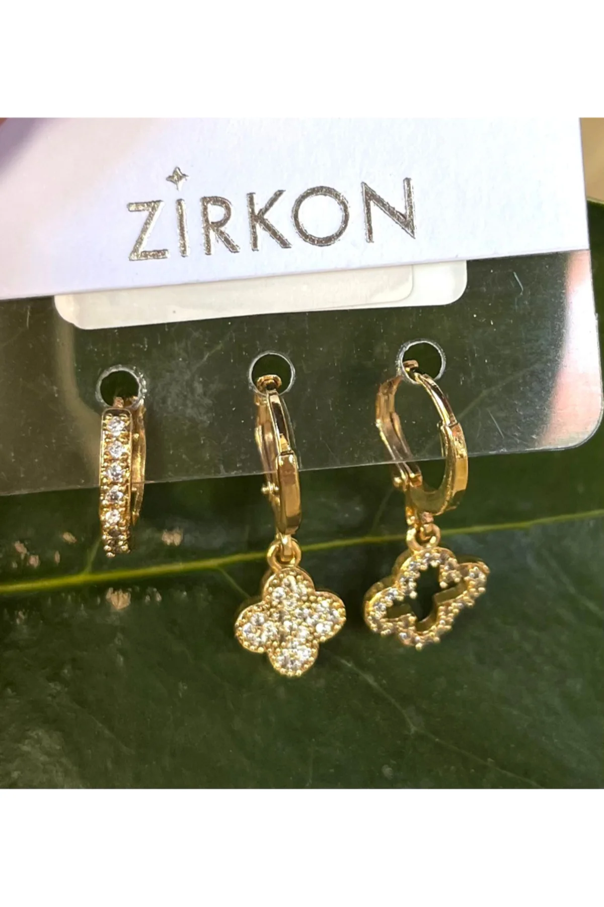 Gold Renk Lüks Gösterişli Figürlü Üçlü Küpe