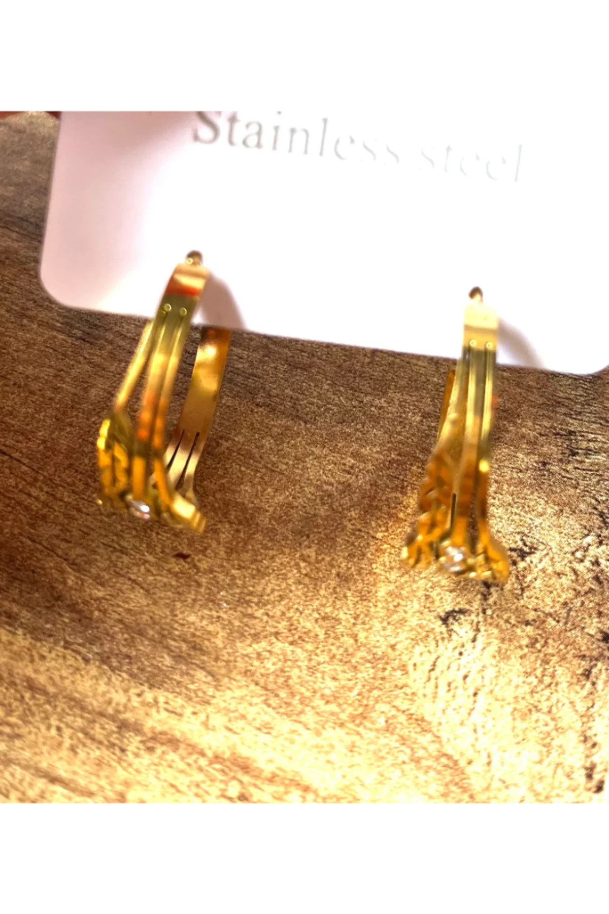 Gold Renk Lüks Gösterişli Figürlü Küpe
