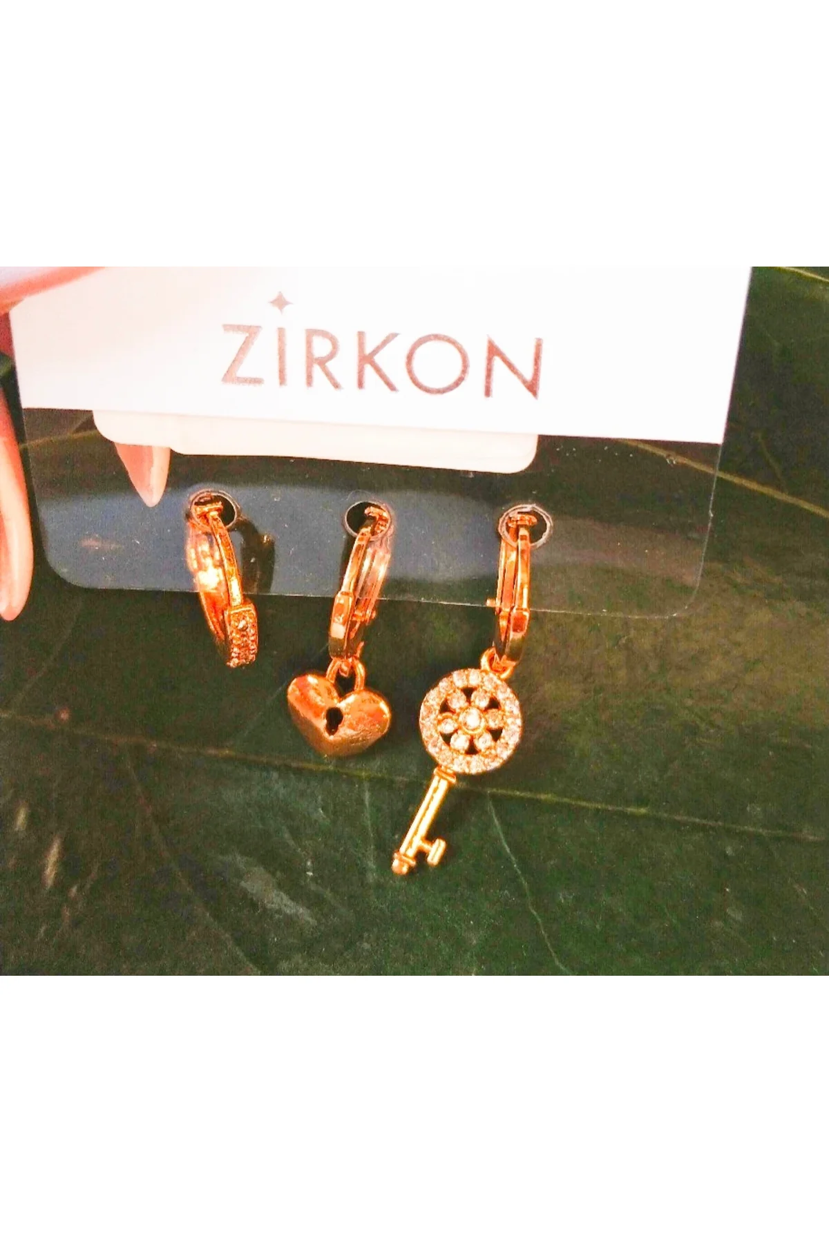 Gold Renk Lüks Gösterişli Figürlü Üçlü Küpe