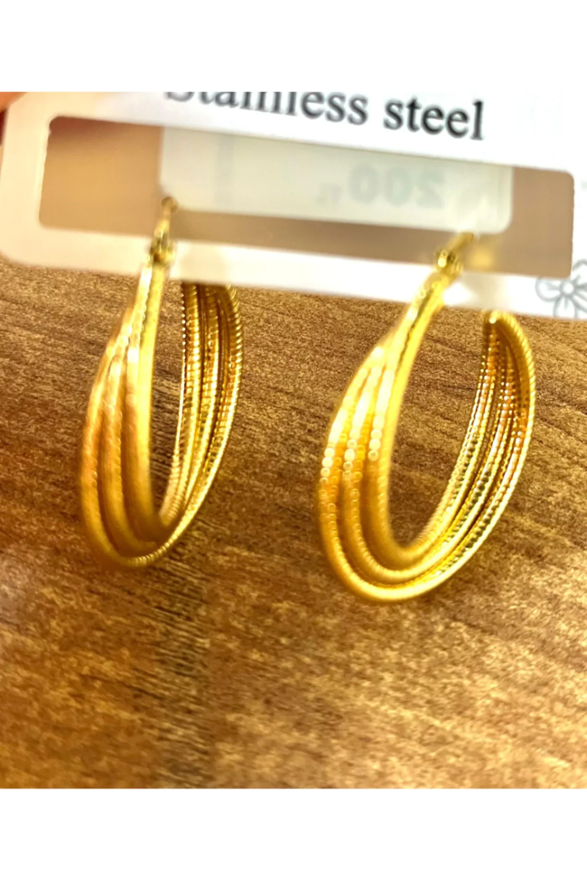Gold Renk Lüks Gösterişli Figürlü Halka Küpe