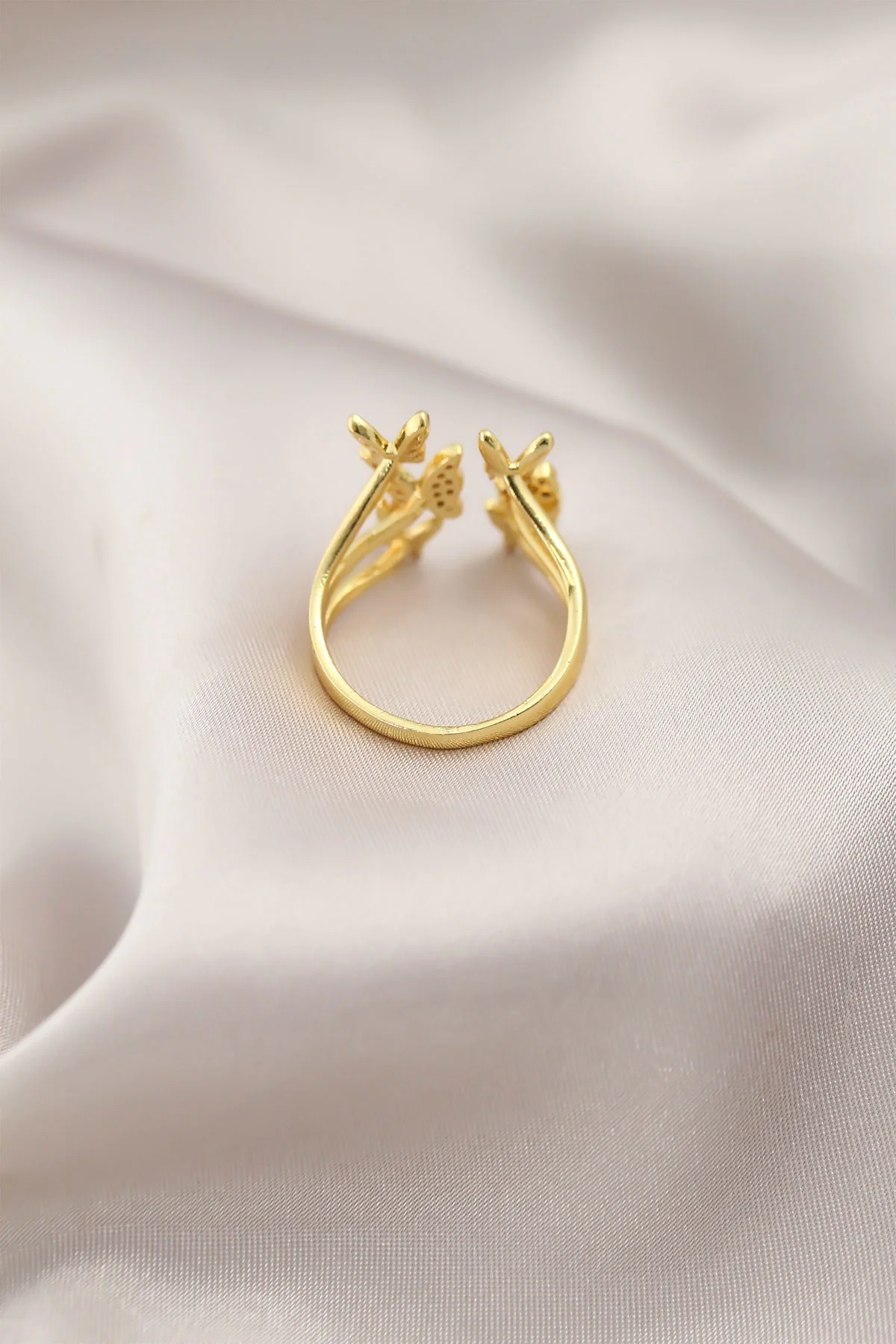 Gold Renk Metal Model Kadın Yüzük - TJ-BYK2191