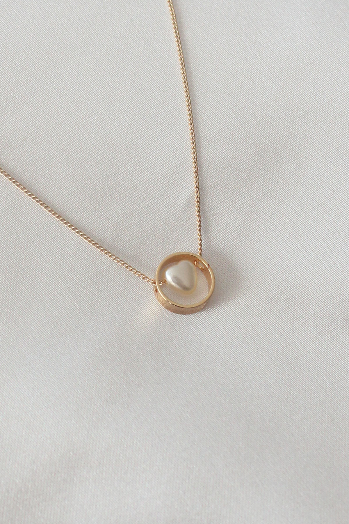 Stillove Gold Renk Minimal Kalp Figür Kadın Kolye Sl5557