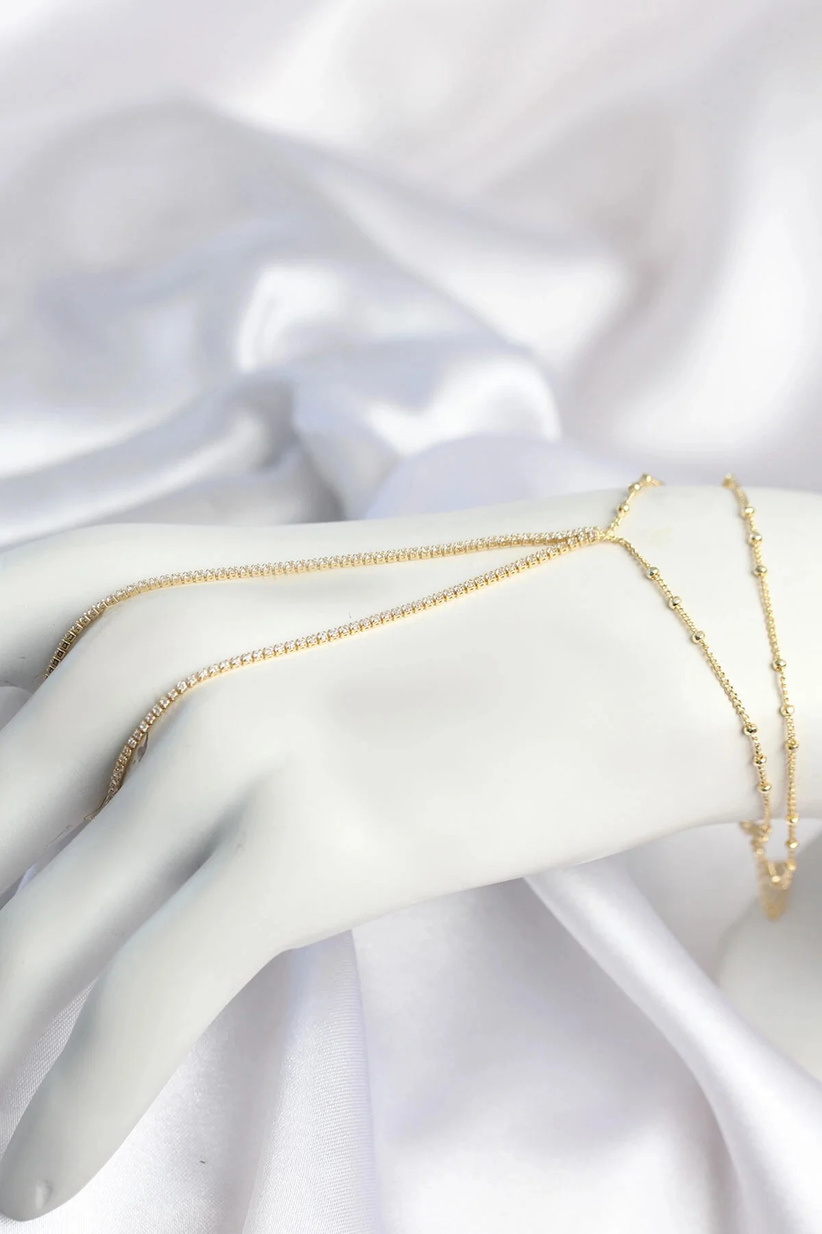Gold Renk Minimal Zirkon Taşlı Su Yolu Model Şahmeran