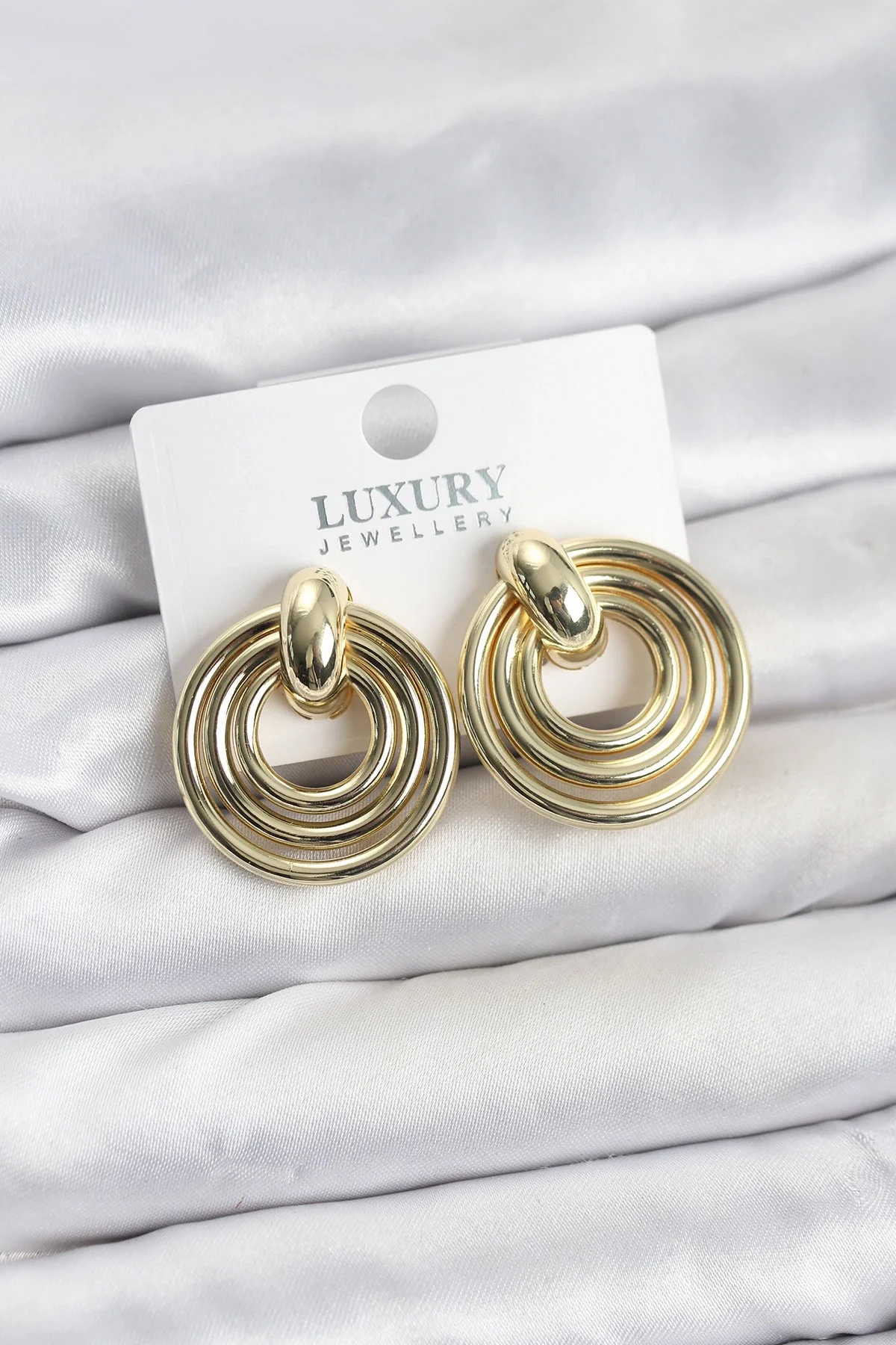 Gold Renk Pirinç Vintage Kadın Küpe Gold Renk Pirinç Vintage Kadın Küpe