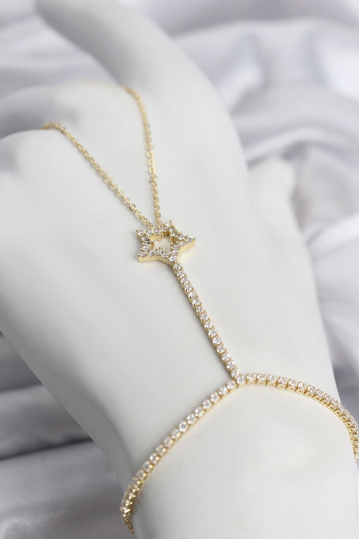 Gold Renk Pirinç Zirkon Taşlı Yıldız Model Şahmeran
