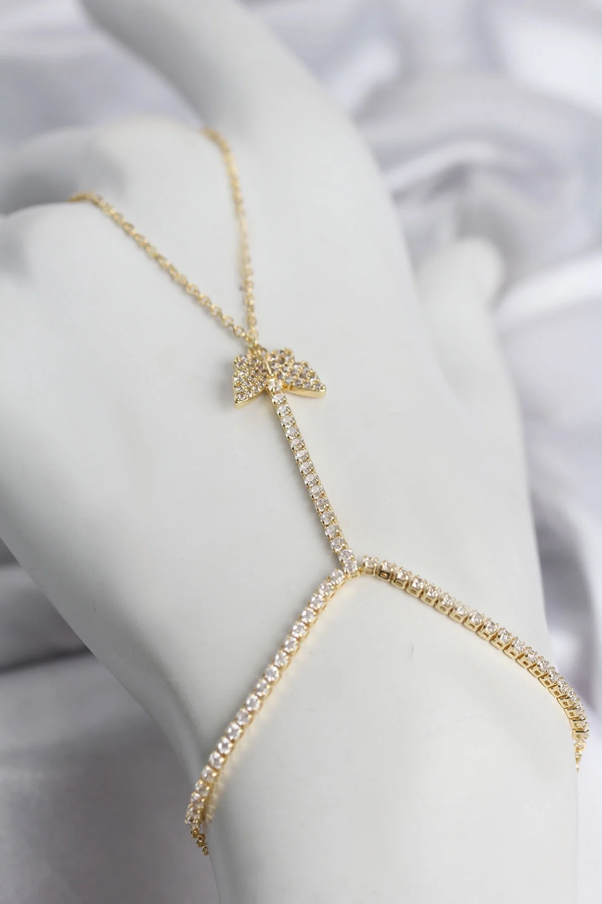 Gold Renk Pirinç Zirkon Taşlı Kelebek Model Şahmeran